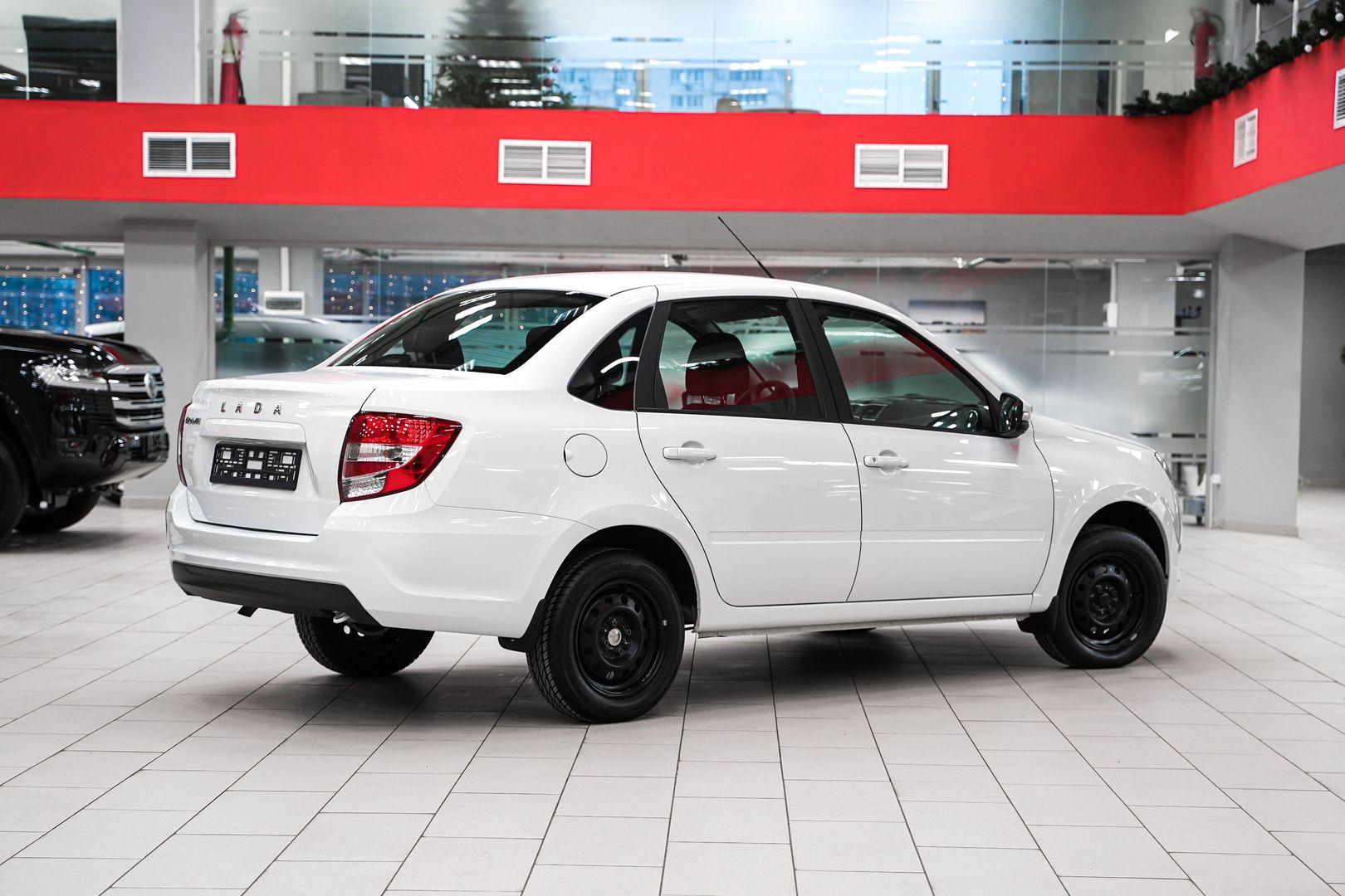 LADA (ВАЗ) Granta 2024, белый, ДЦ Орехово