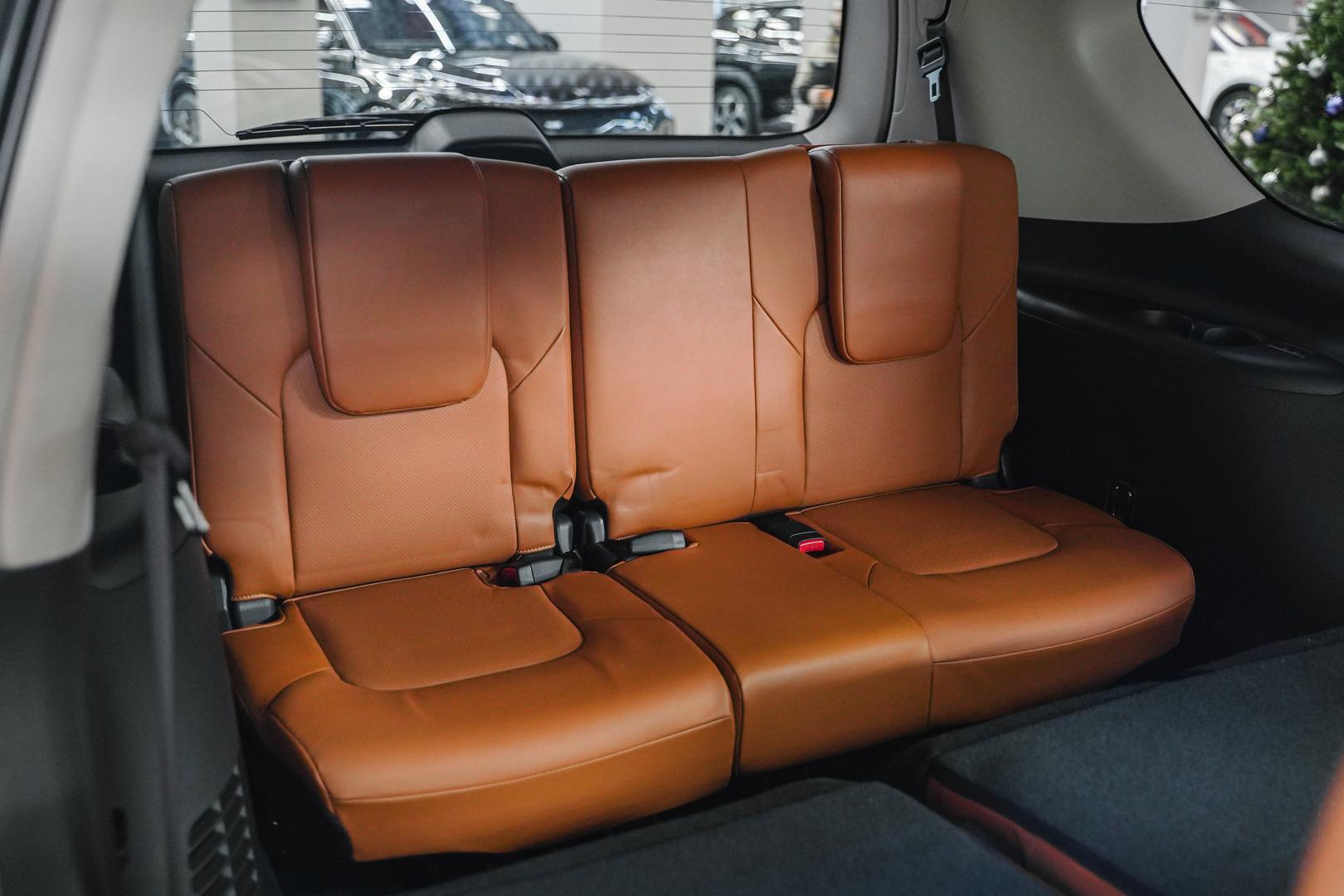 Nissan Patrol 2022, черный, ДЦ Орехово