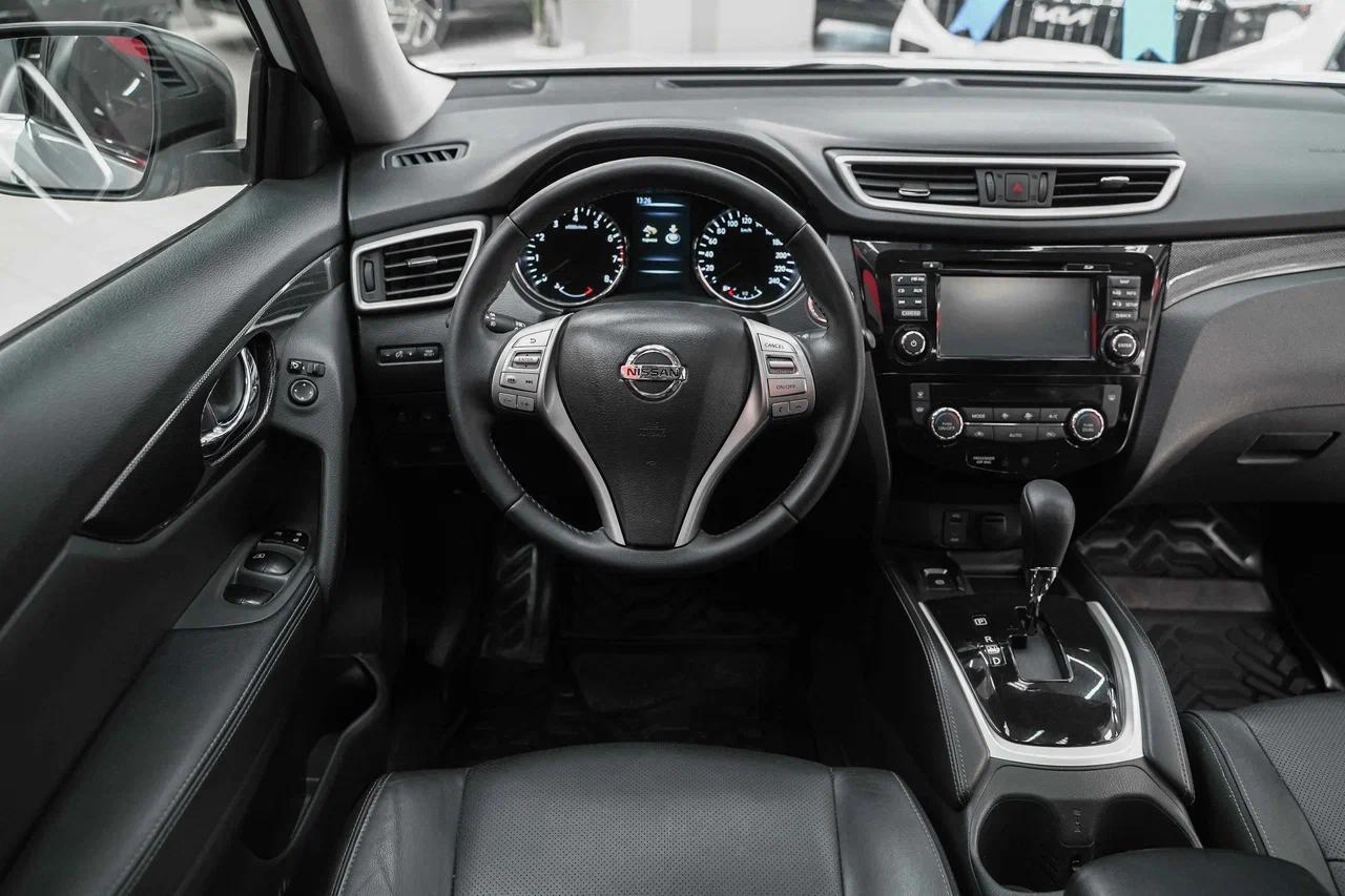 Nissan X-Trail 2016, серебряный, ДЦ Орехово