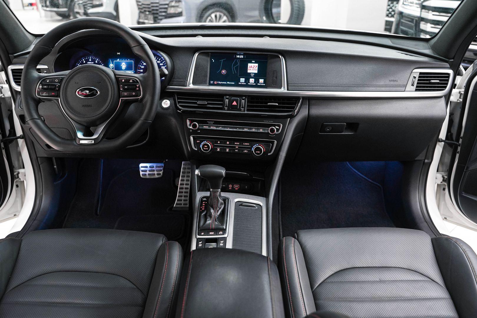 Kia Optima 2017, белый, ДЦ Орехово