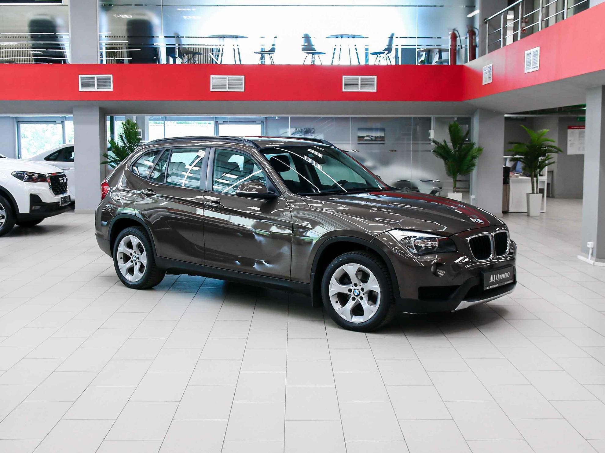 BMW X1 2013, коричневый, ДЦ Орехово