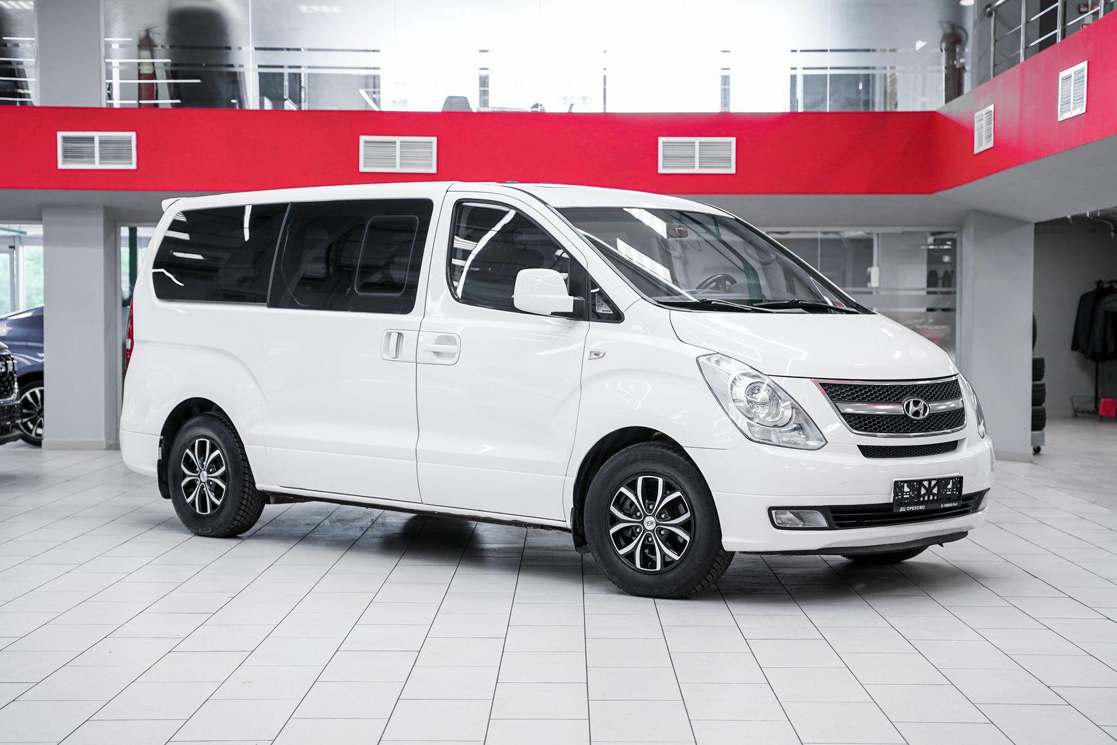 Hyundai Grand Starex 2011, белый, ДЦ Орехово