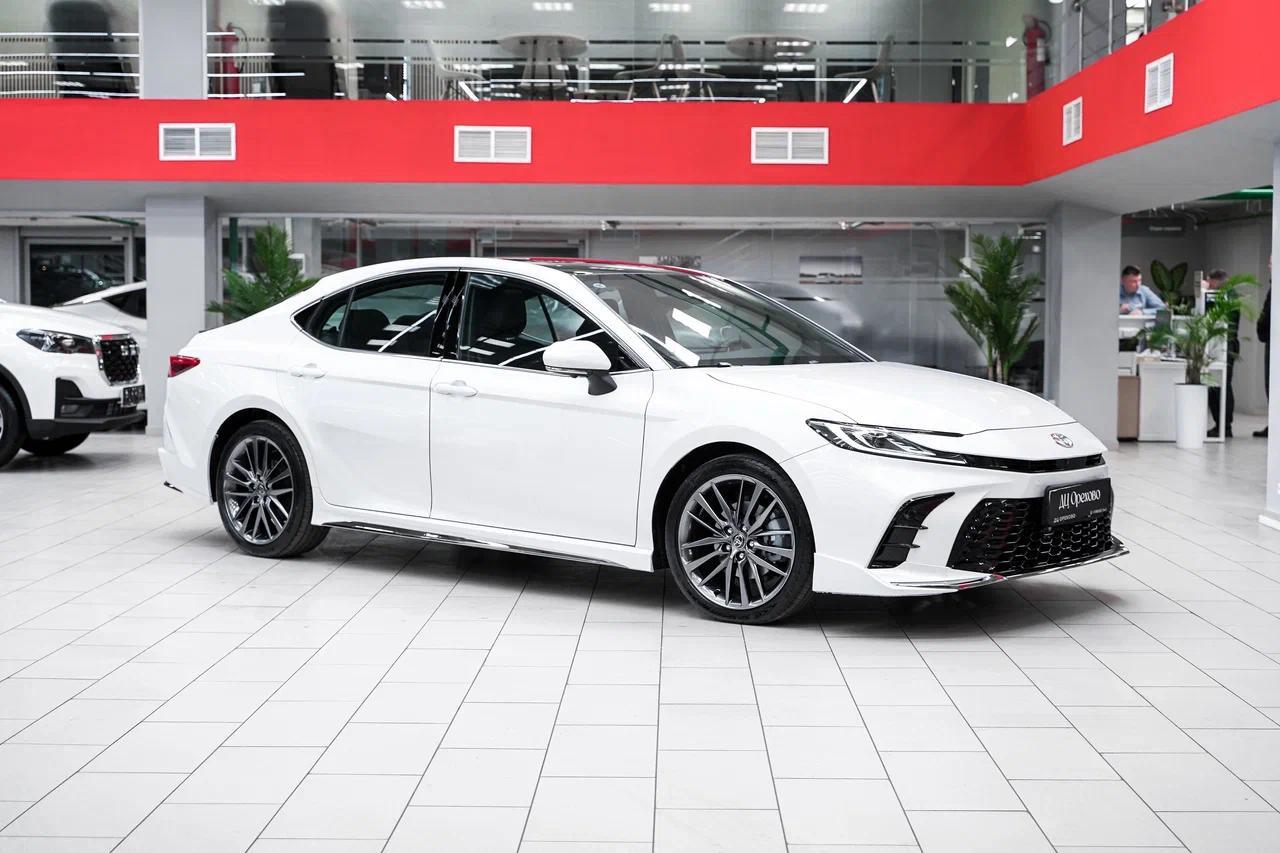 Toyota Camry 2025, белый, ДЦ Орехово