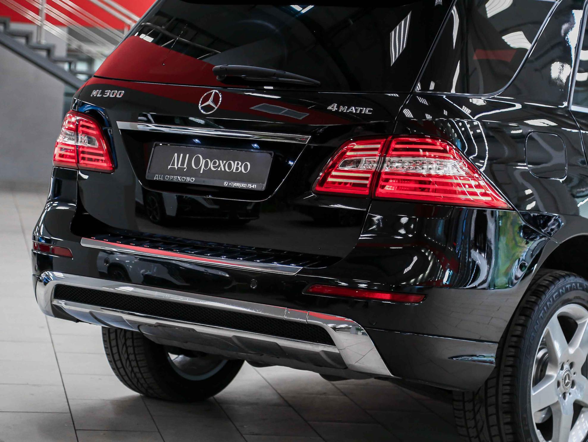 Mercedes-Benz M-Класс 2014, черный, ДЦ Орехово