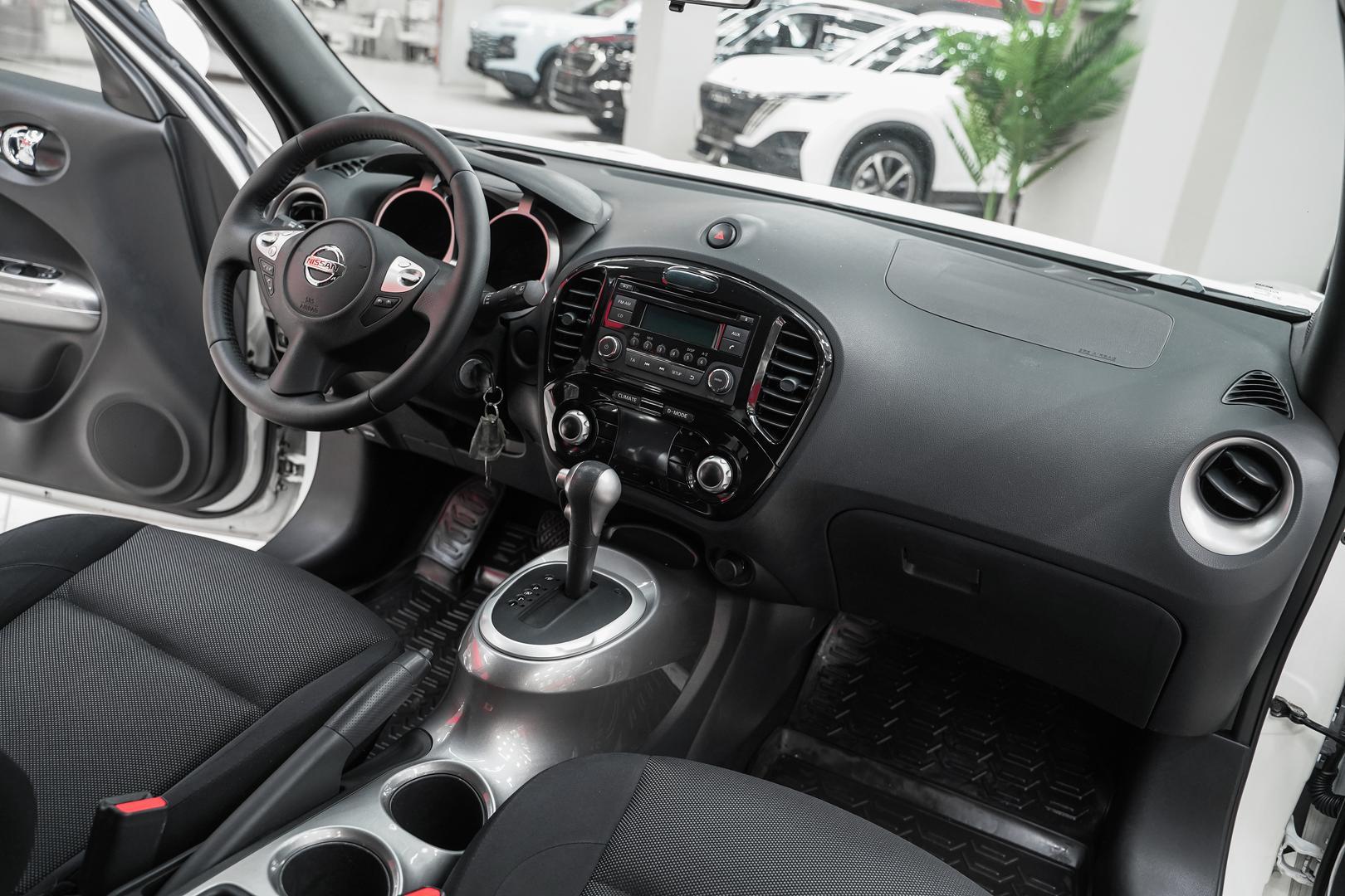Nissan Juke 2013, белый, ДЦ Орехово