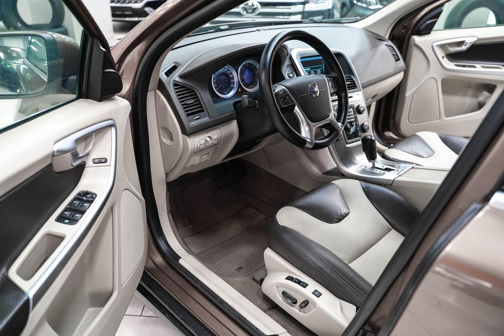 Volvo XC60 2011, коричневый, ДЦ Орехово