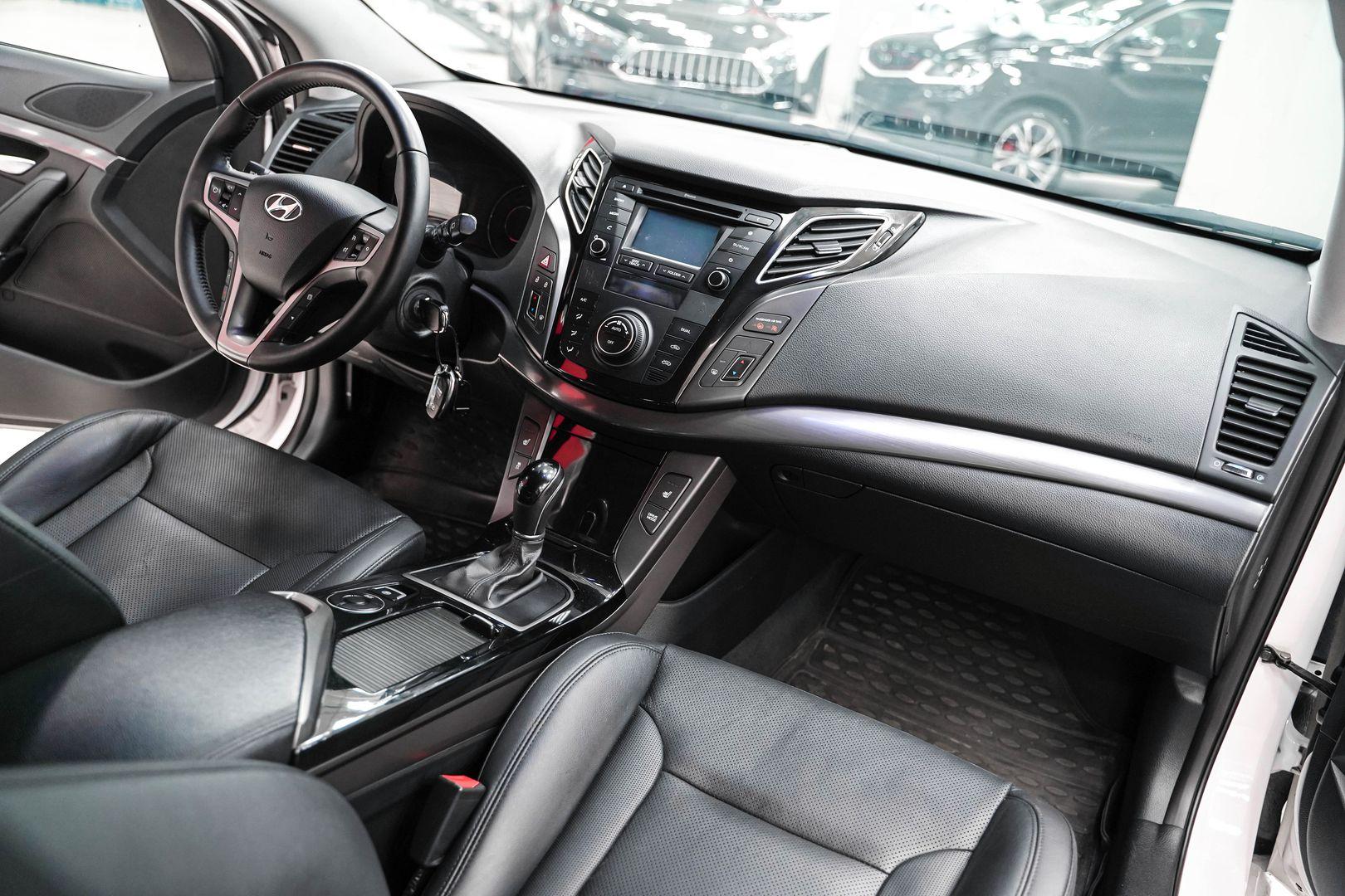 Hyundai i40 2016, белый, ДЦ Орехово