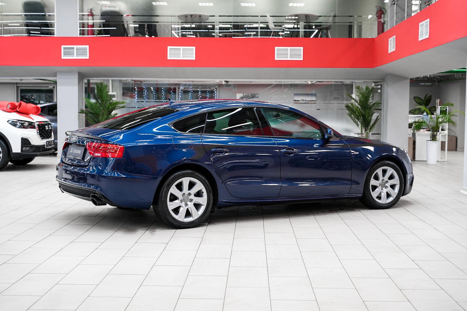 Audi A5 2013, синий, ДЦ Орехово