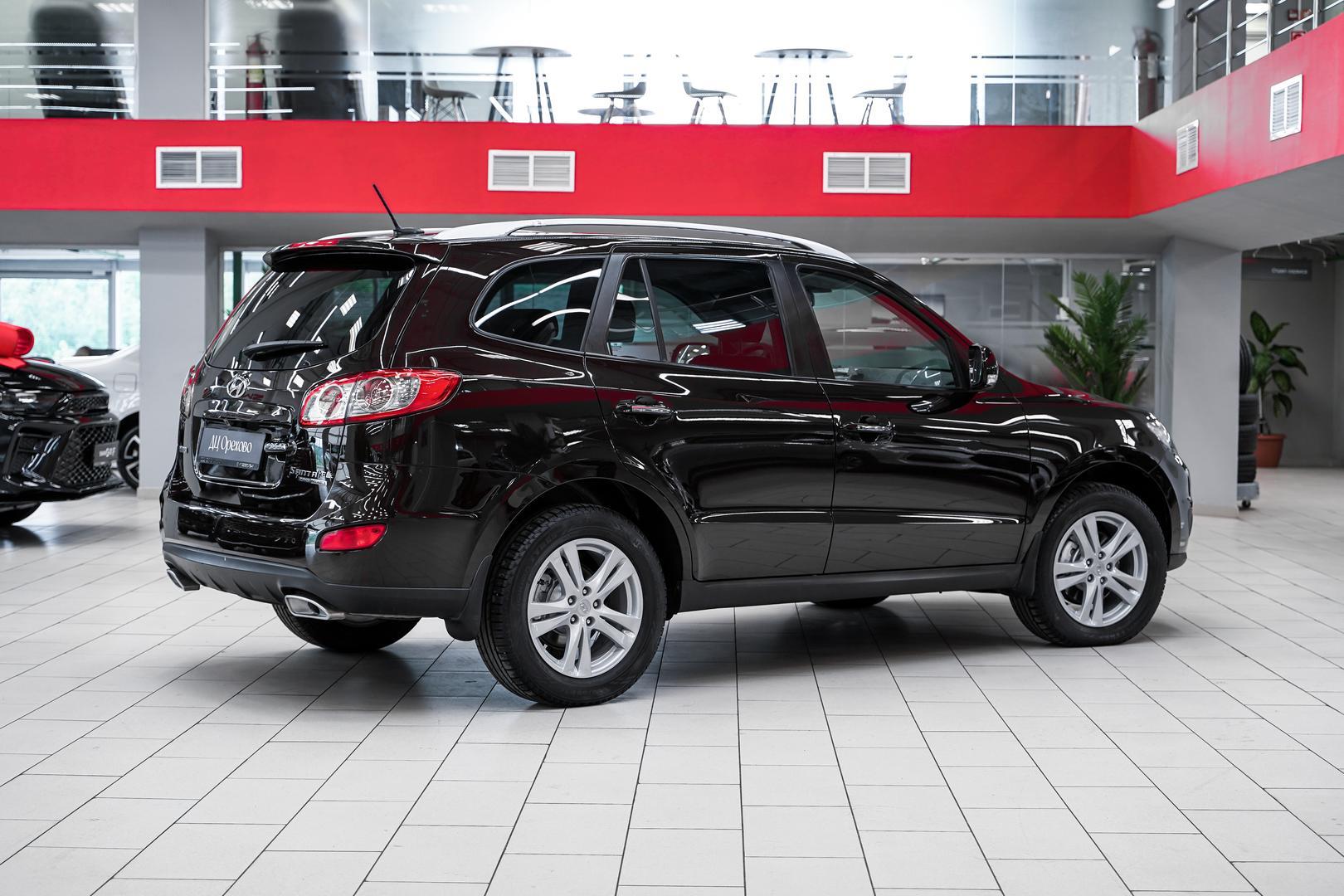 Hyundai Santa Fe 2011, пурпурный, ДЦ Орехово