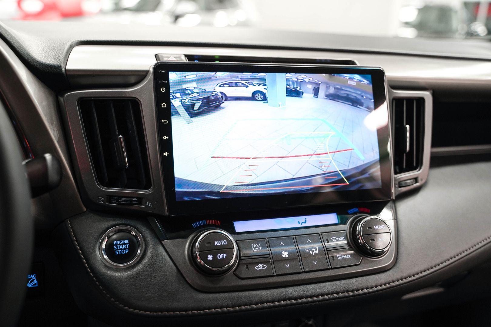 Toyota RAV4 2015, серый, ДЦ Орехово