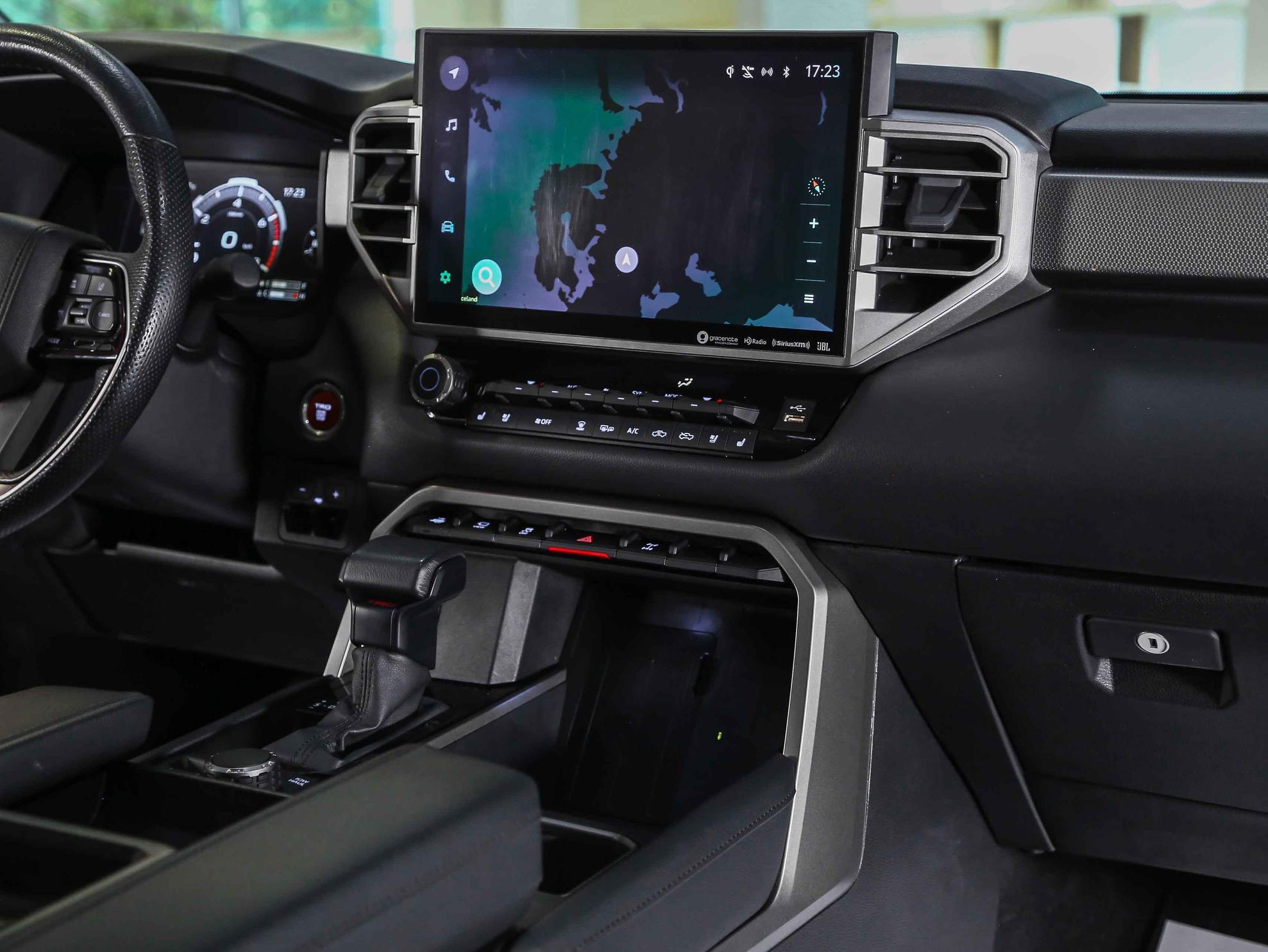 Toyota Tundra 2023, черный, ДЦ Орехово