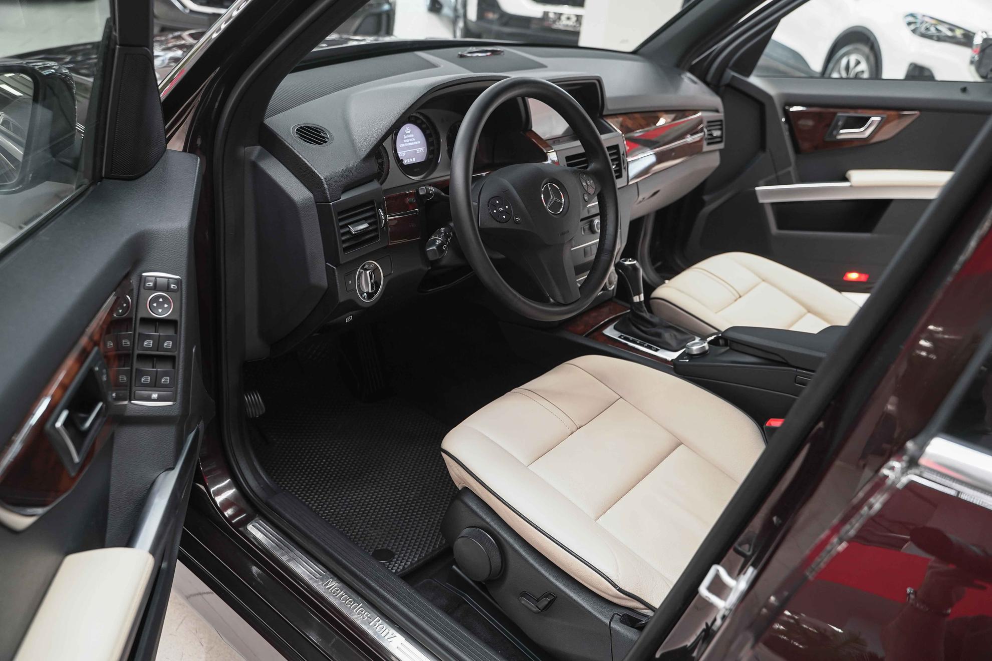 Mercedes-Benz GLK-Класс 2012, коричневый, ДЦ Орехово