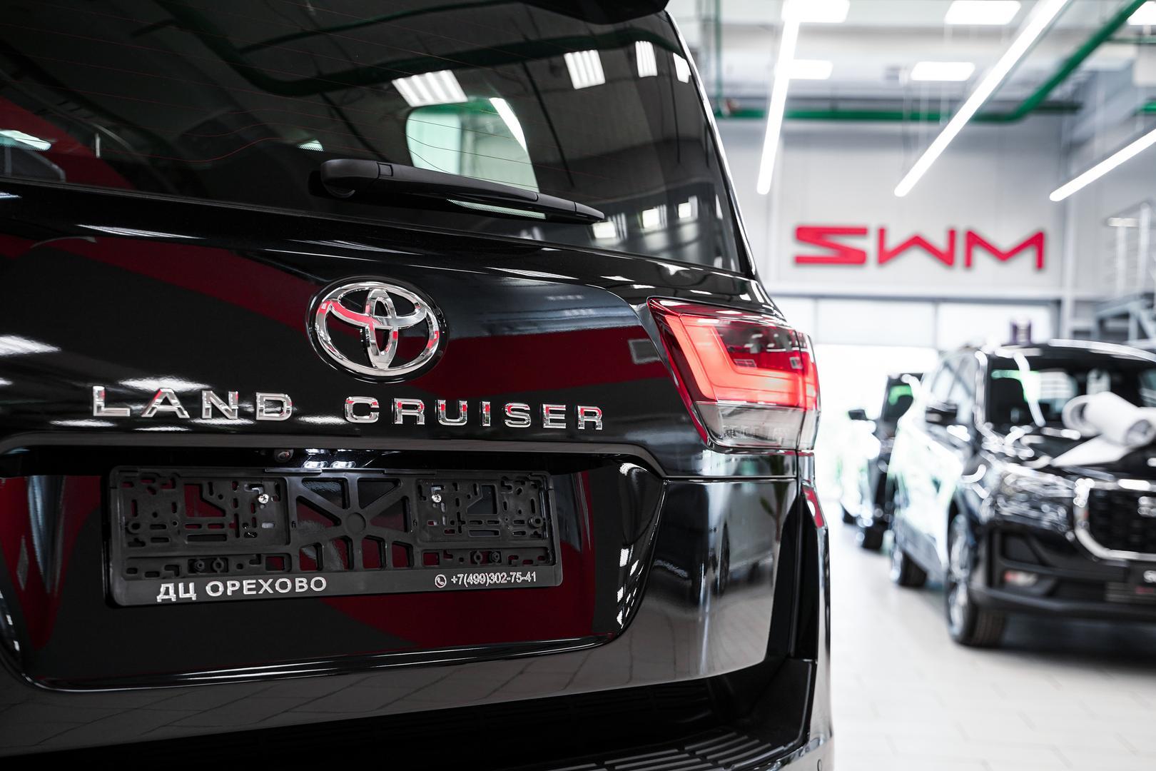 Toyota Land Cruiser 2024, черный, ДЦ Орехово