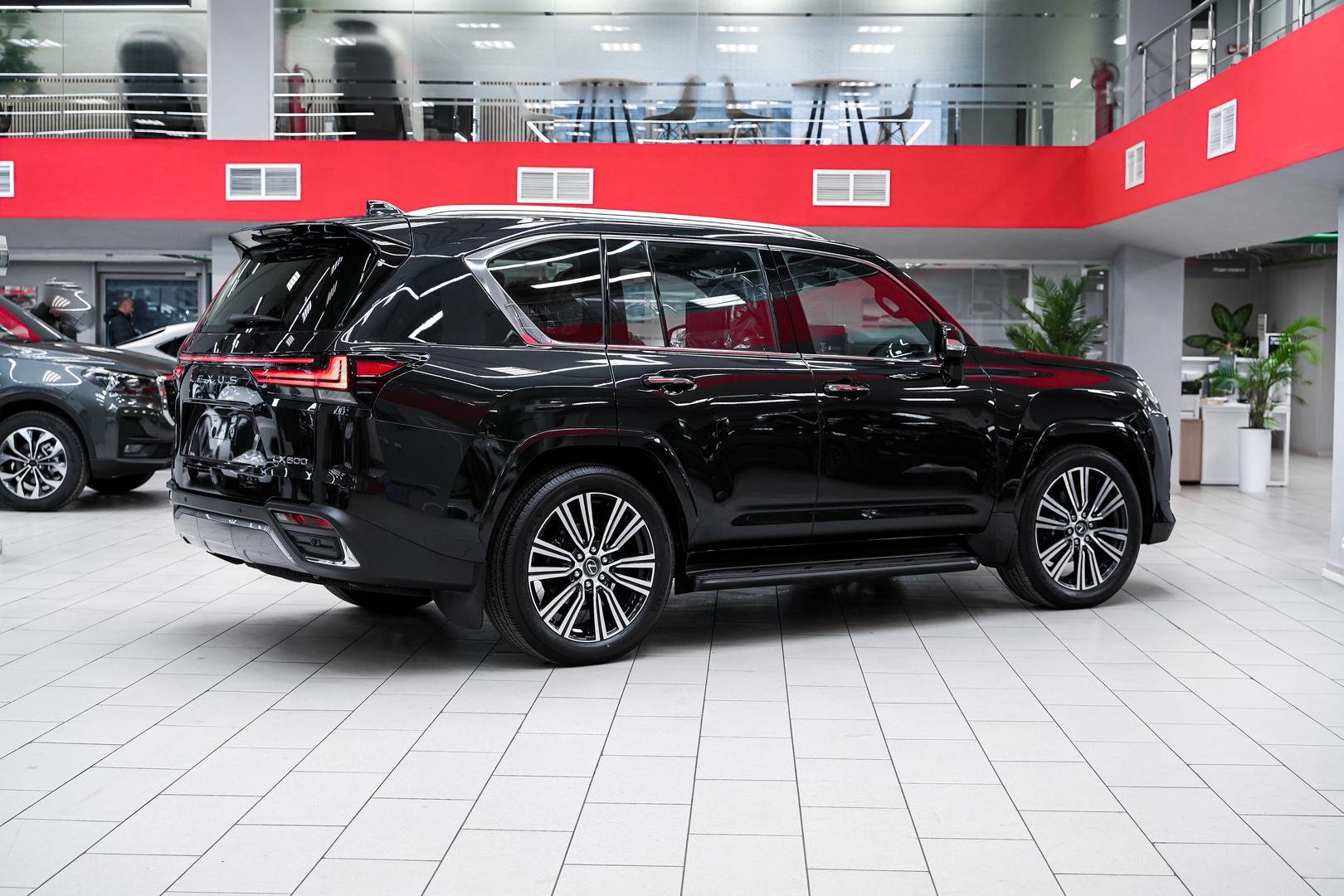 Lexus LX 2025, черный, ДЦ Орехово