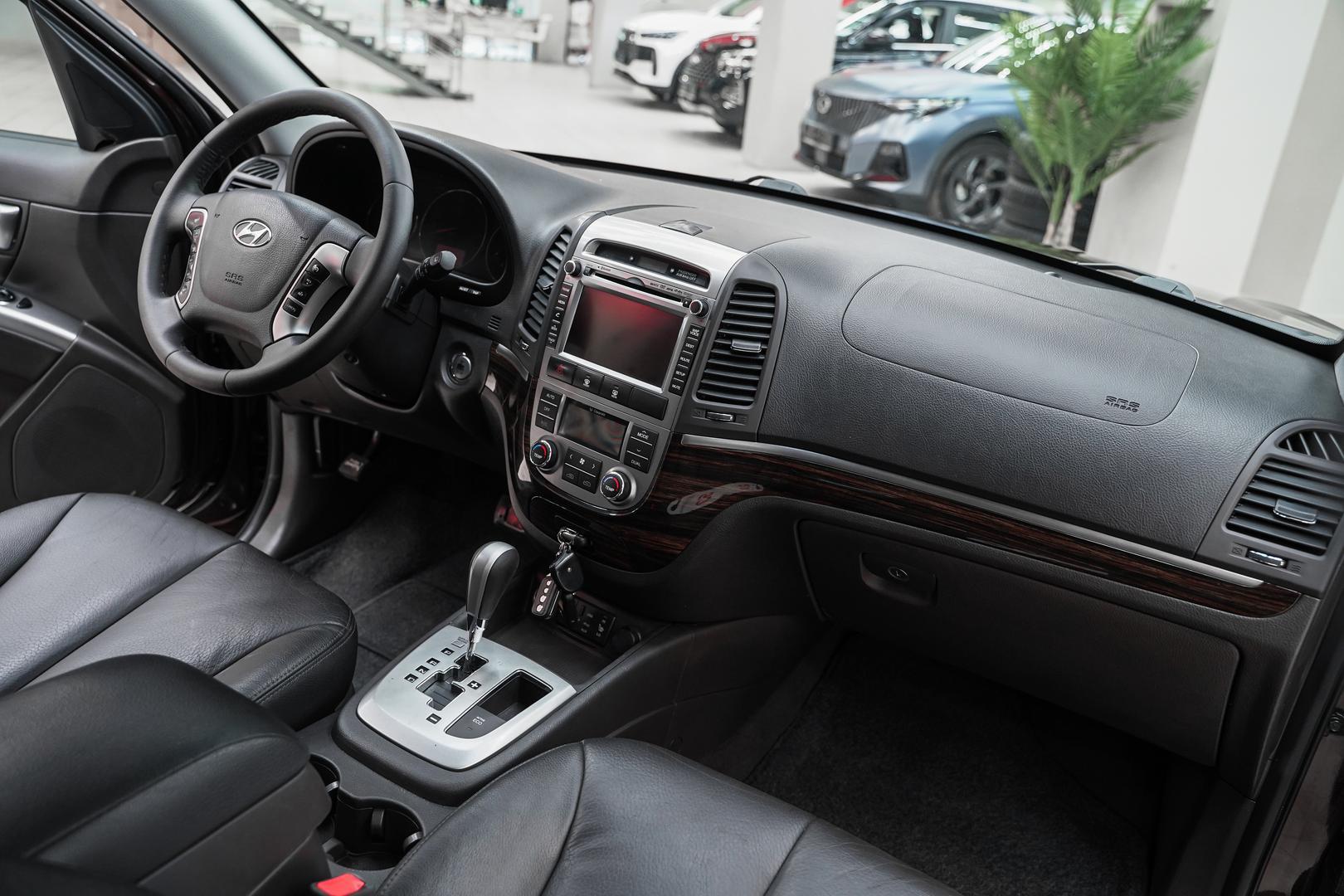 Hyundai Santa Fe 2011, пурпурный, ДЦ Орехово