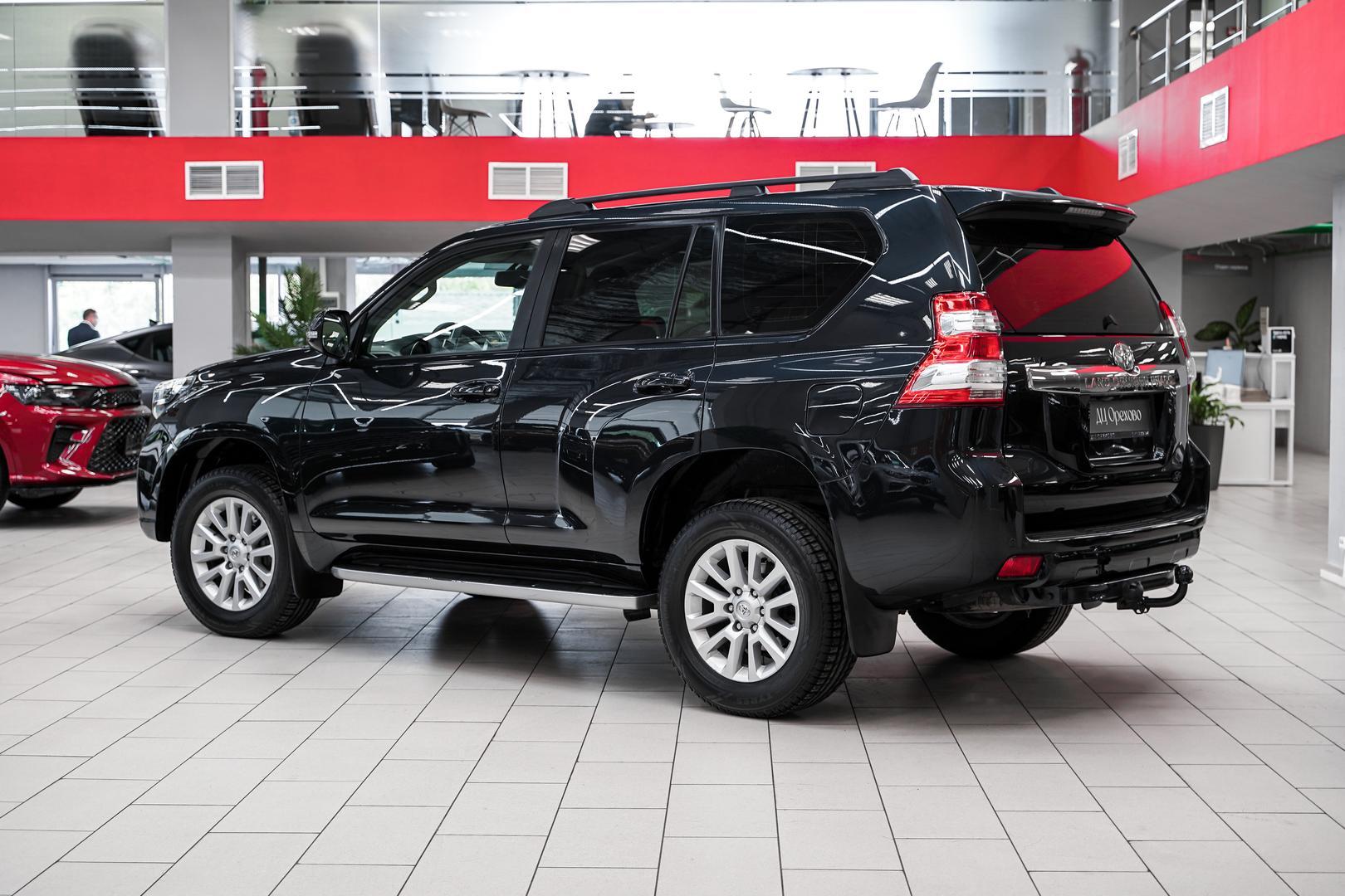 Toyota Land Cruiser Prado 2014, серый, ДЦ Орехово