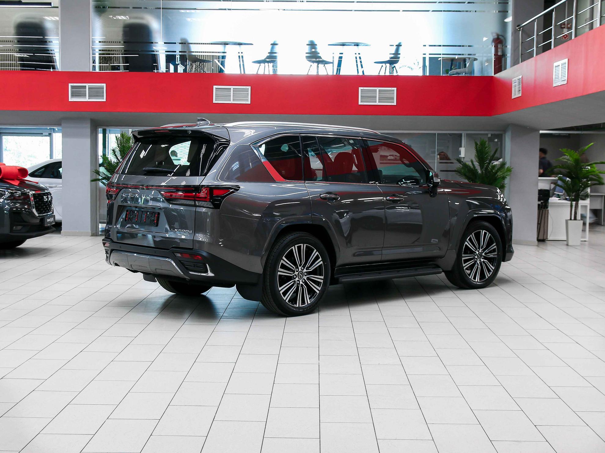 Lexus LX 2026, серый, ДЦ Орехово