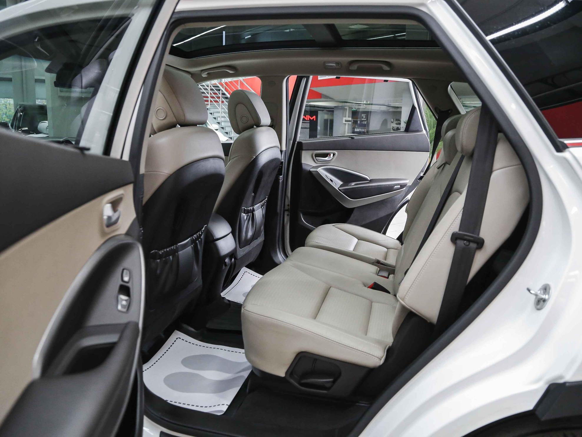 Hyundai Santa Fe 2014, белый, ДЦ Орехово