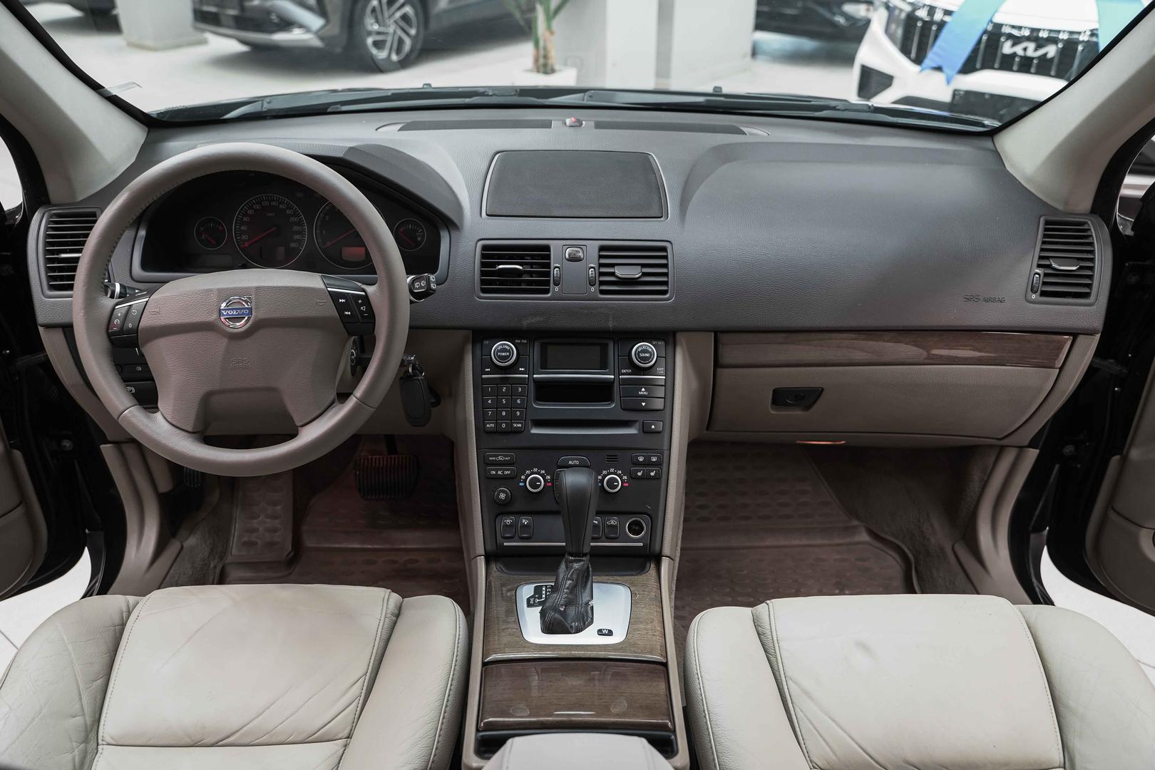 Volvo XC90 2010, черный, ДЦ Орехово