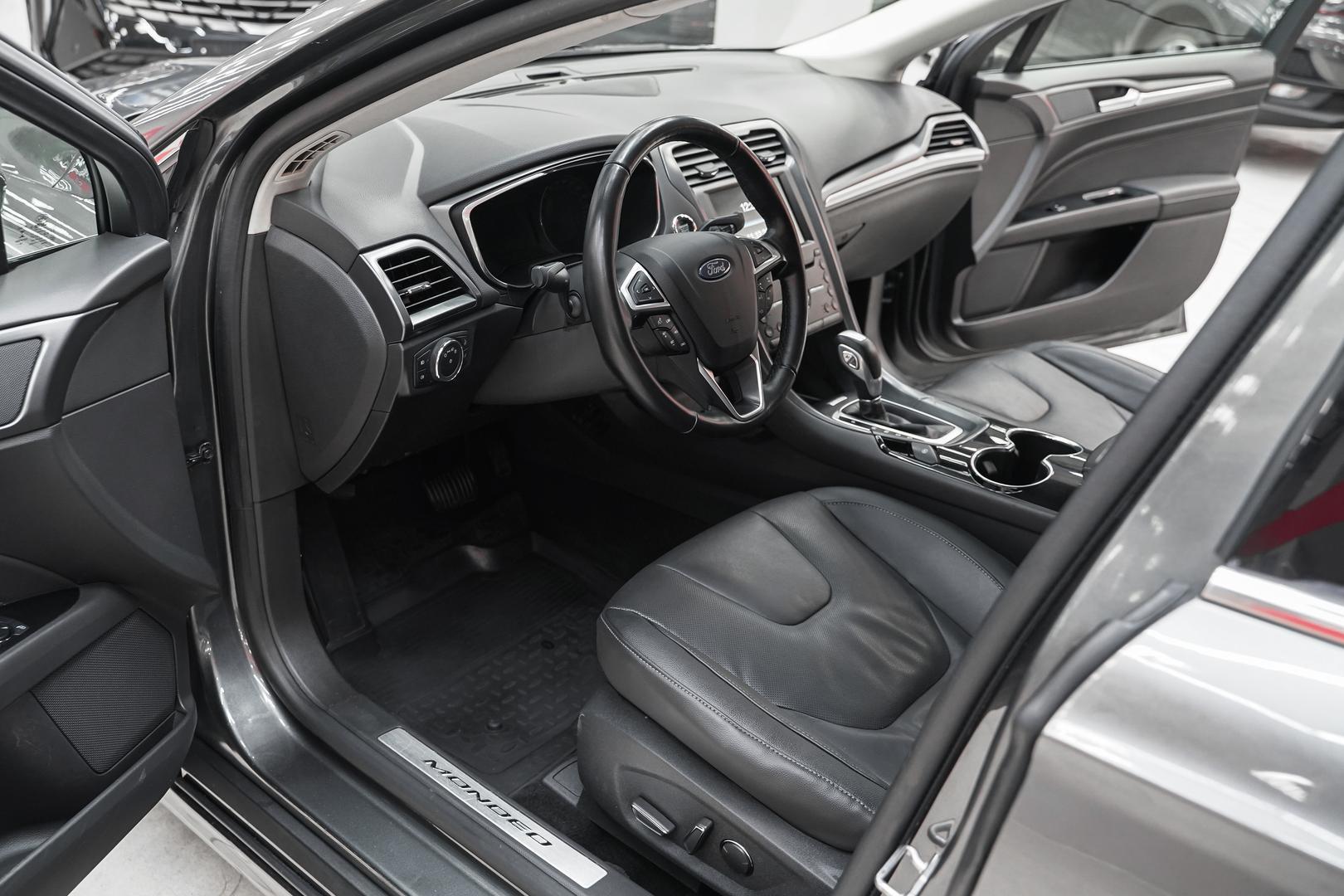 Ford Mondeo 2015, серый, ДЦ Орехово