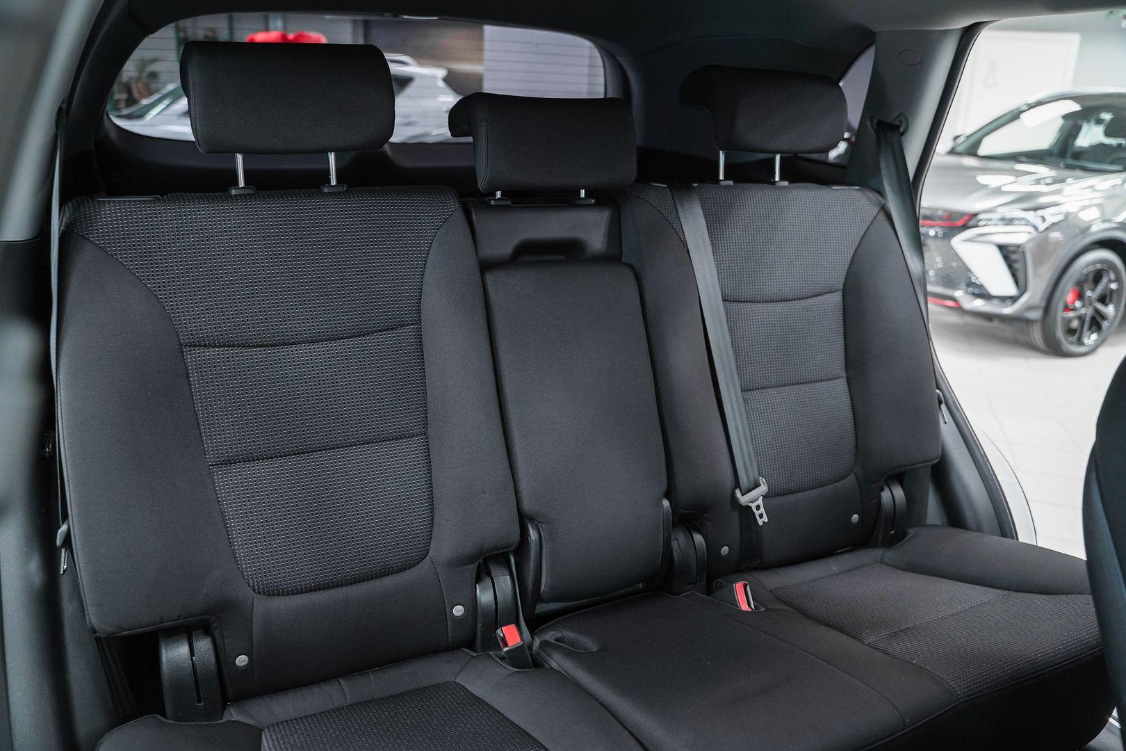 Kia Sorento 2013, белый, ДЦ Орехово