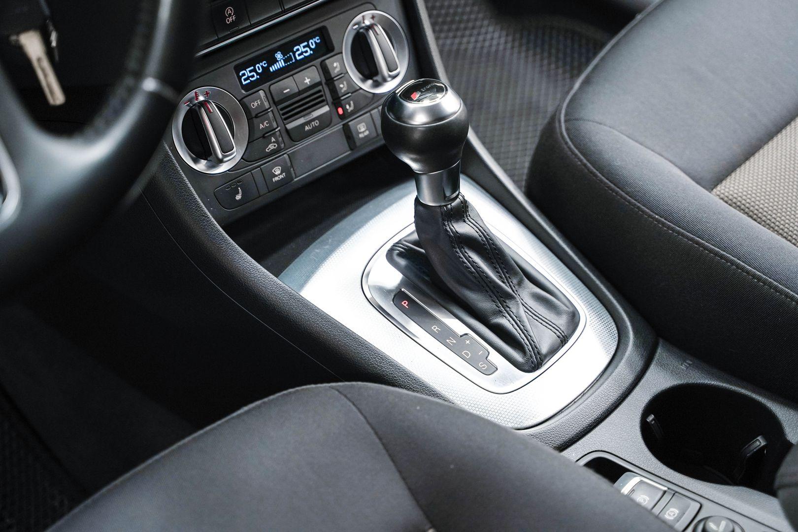 Audi Q3 2013, черный, ДЦ Орехово