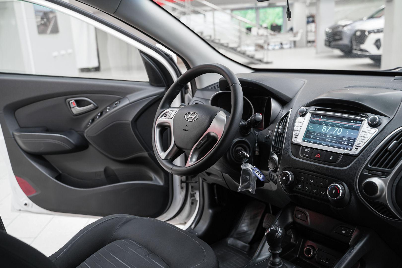 Hyundai ix35 2013, белый, ДЦ Орехово