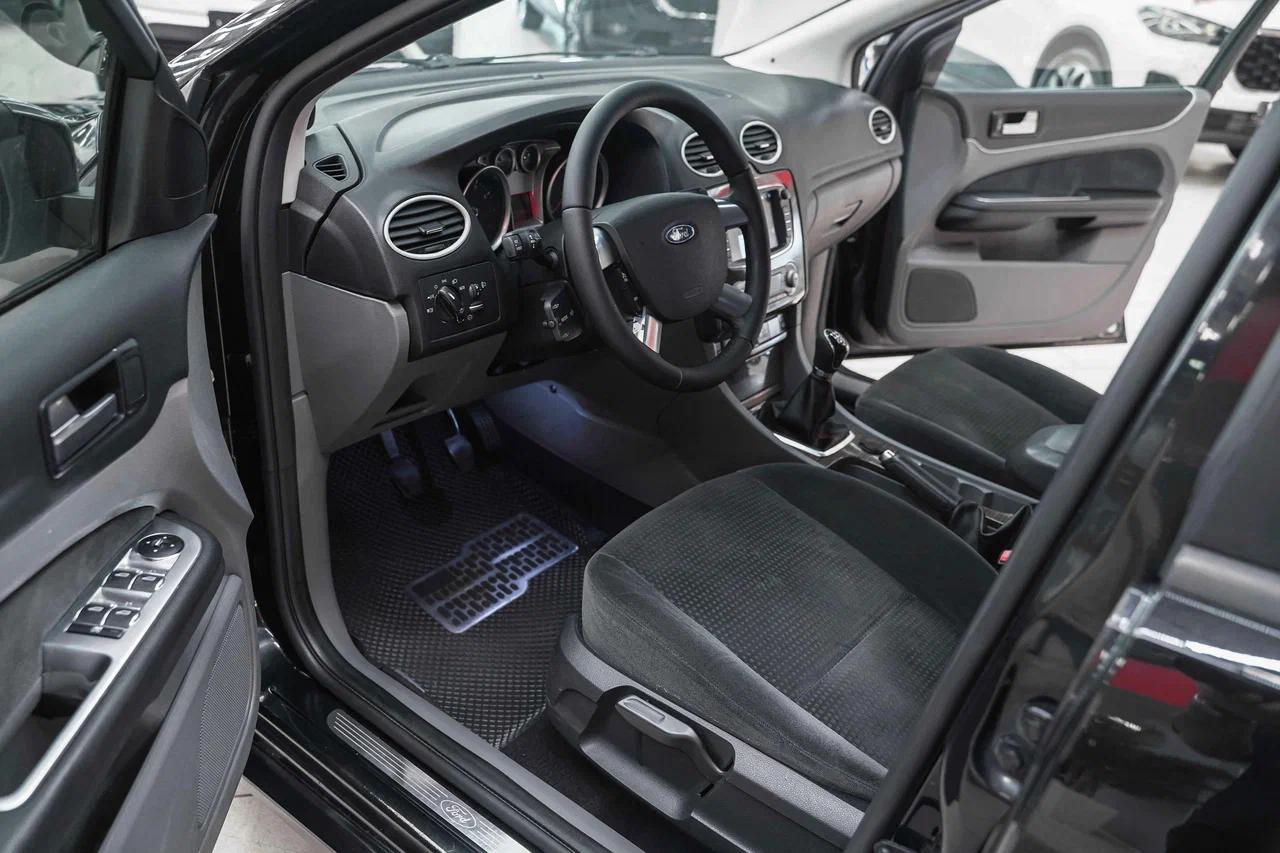 Ford Focus 2009, черный, ДЦ Орехово