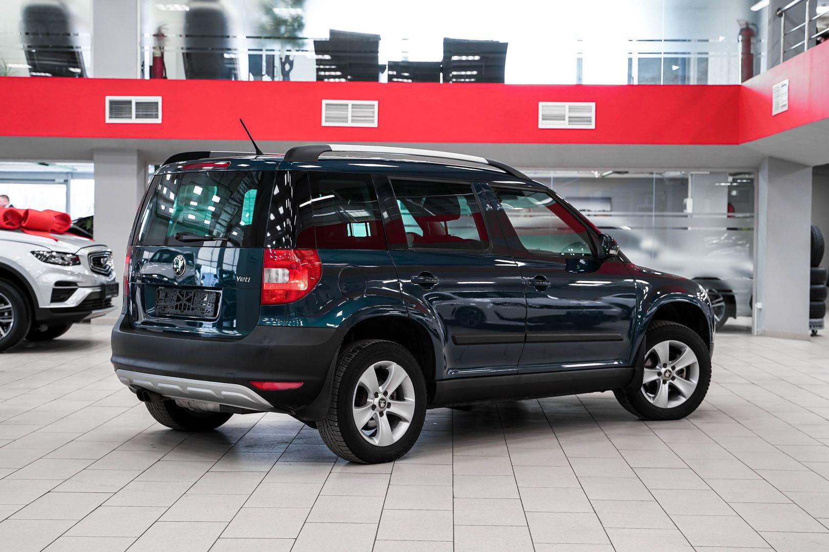 Skoda Yeti 2012, синий, ДЦ Орехово