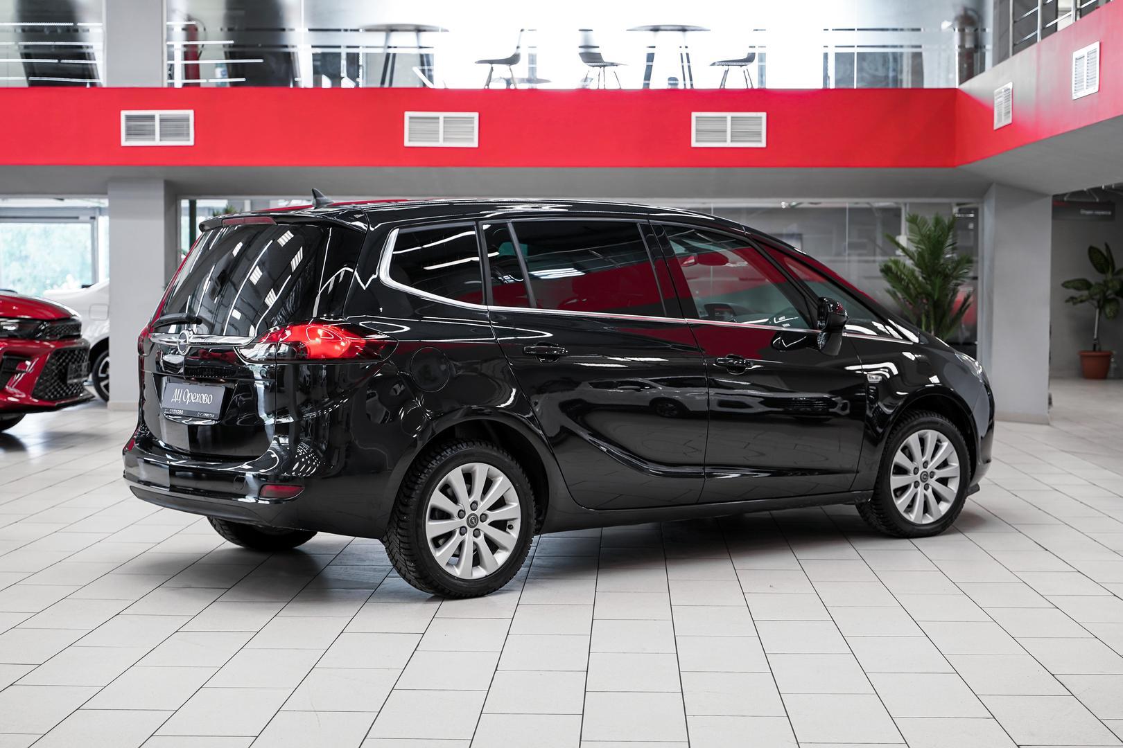 Opel Zafira 2014, черный, ДЦ Орехово