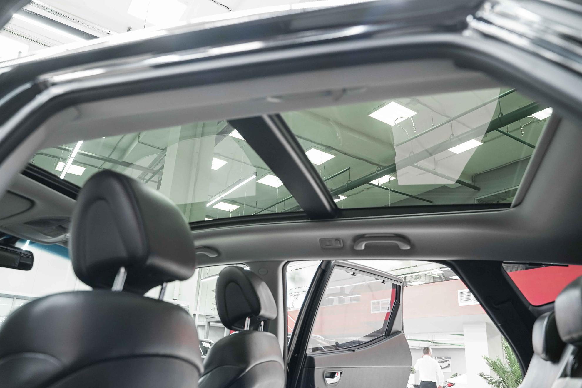 Hyundai Santa Fe 2012, черный, ДЦ Орехово