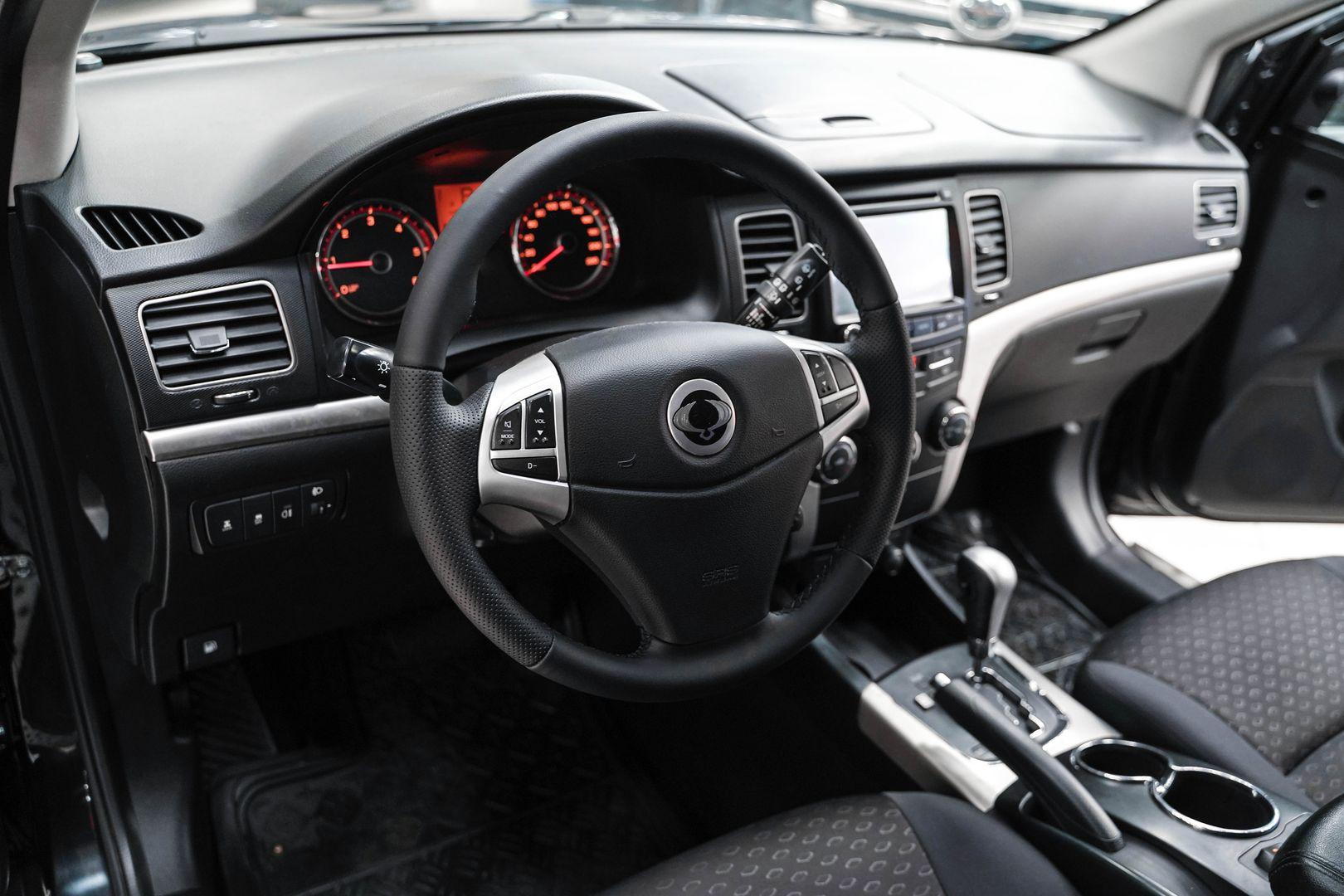 SsangYong Actyon 2011, черный, ДЦ Орехово