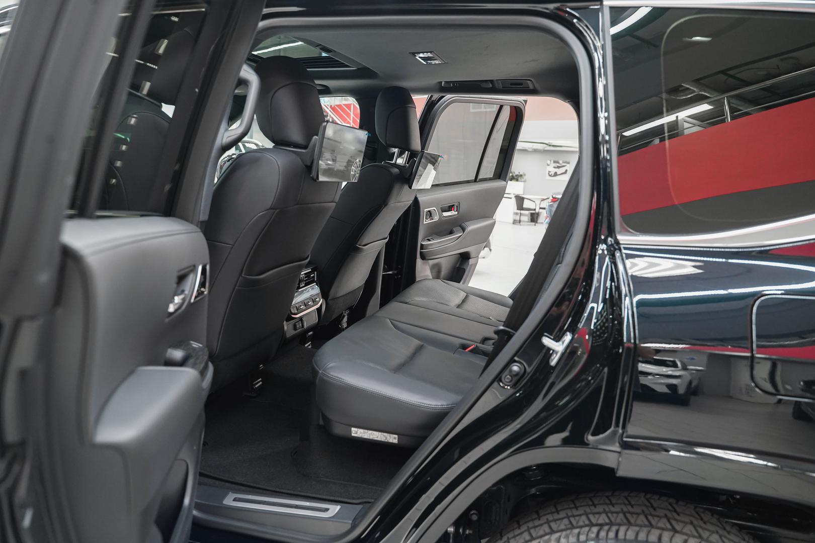 Toyota Land Cruiser 2025, черный, ДЦ Орехово
