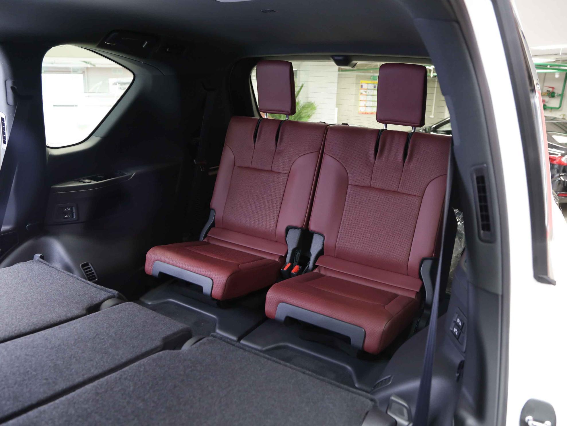 Lexus LX 2026, белый, ДЦ Орехово