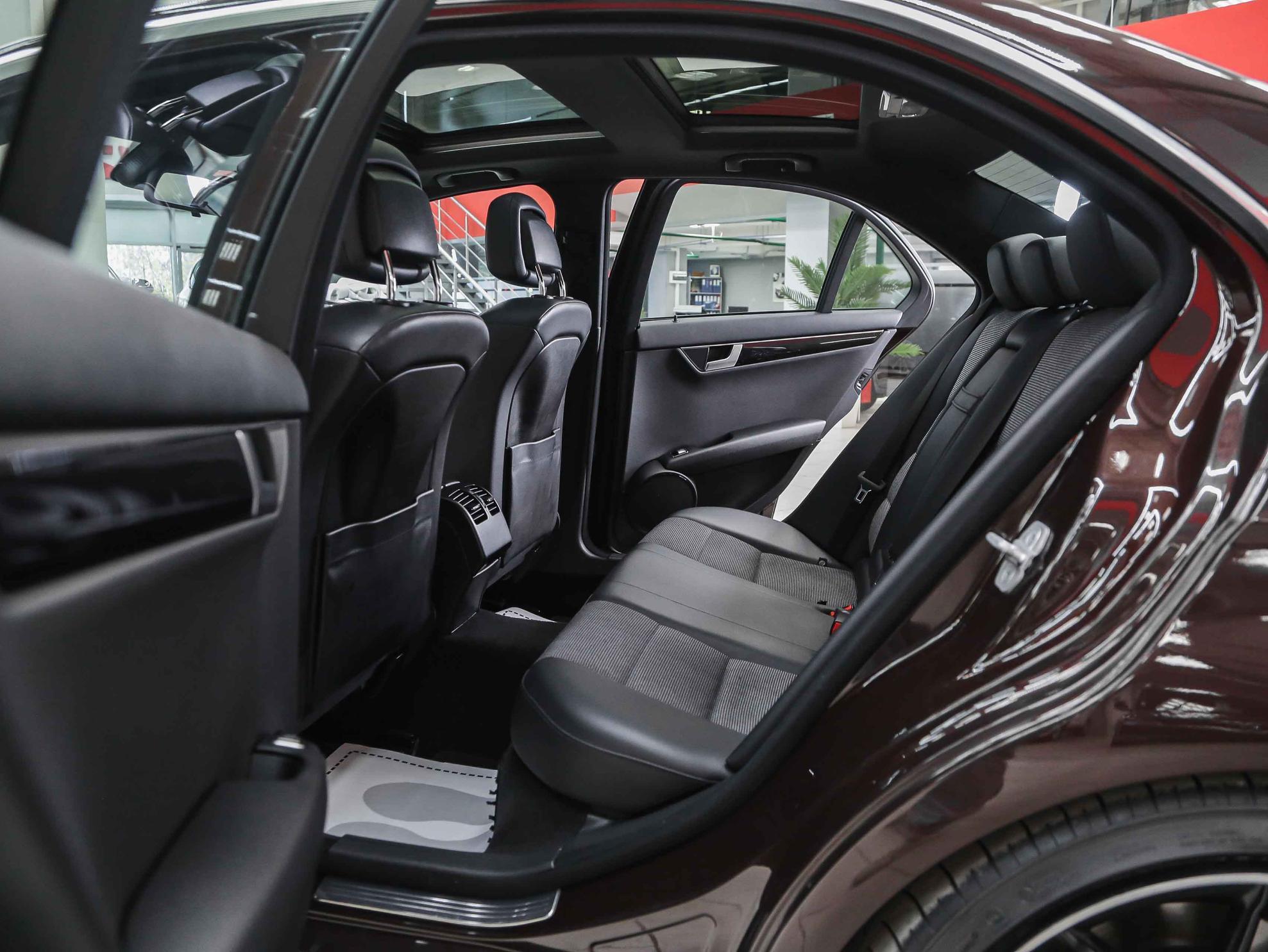 Mercedes-Benz C-Класс 2012, коричневый, ДЦ Орехово