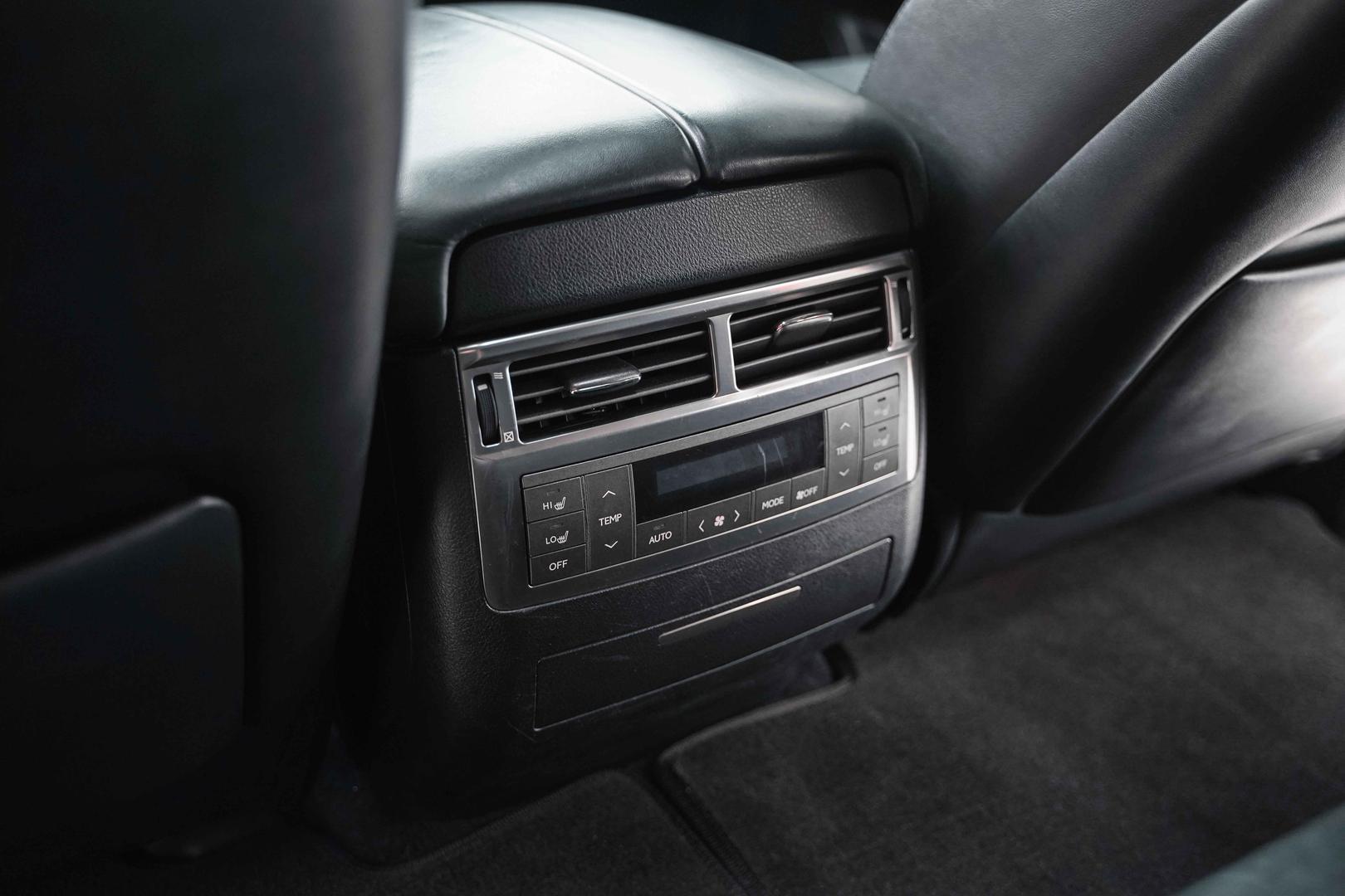 Lexus LX 2011, черный, ДЦ Орехово