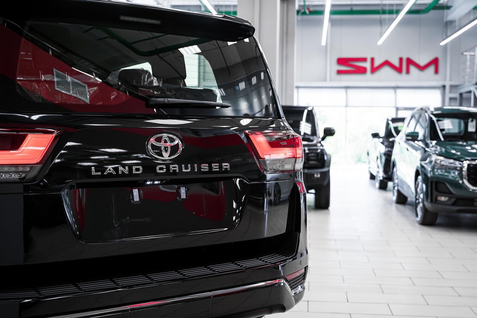 Toyota Land Cruiser 2025, черный, ДЦ Орехово