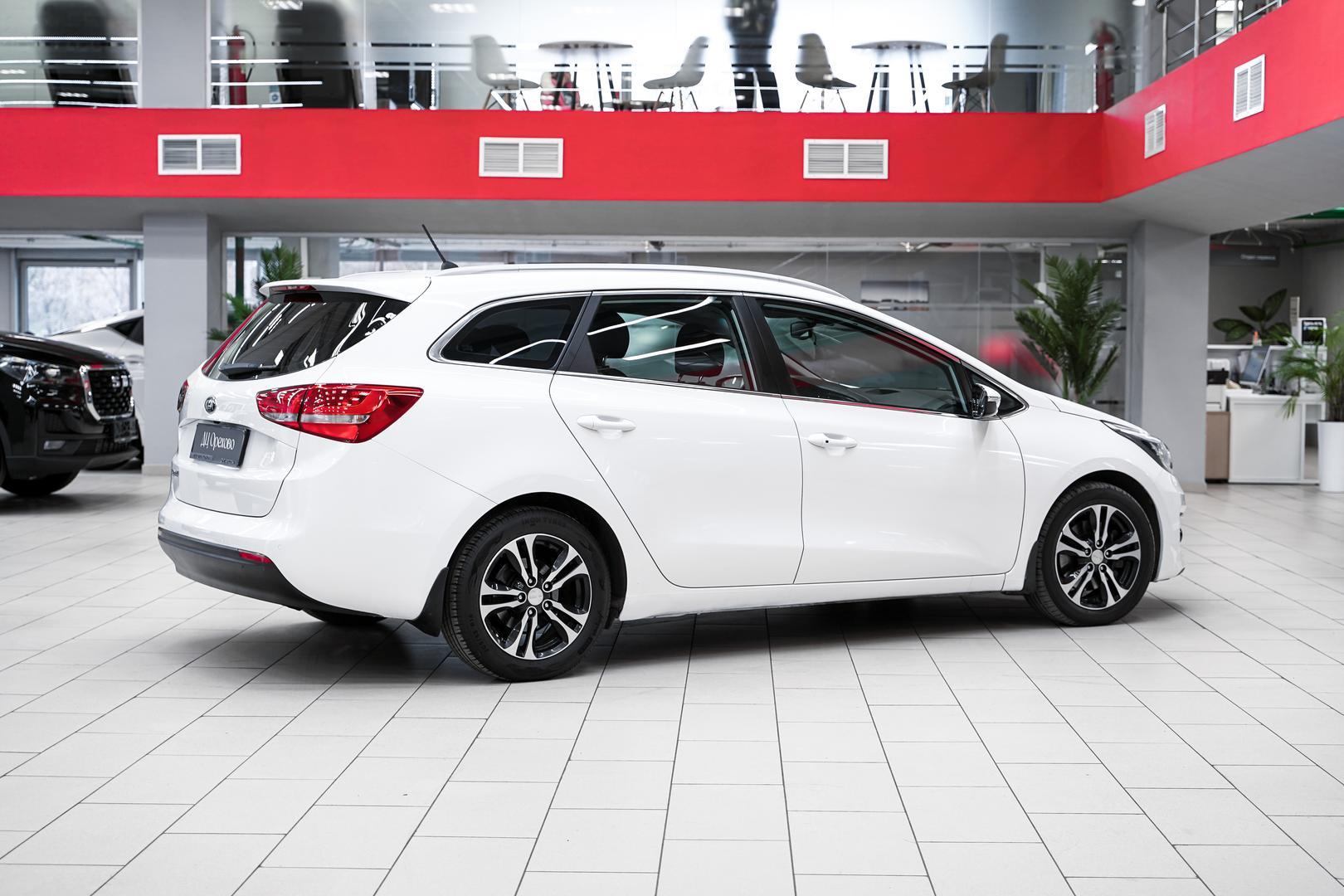 Kia Ceed 2016, белый, ДЦ Орехово