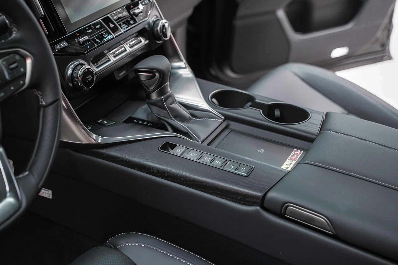 Lexus LX 2026, черный, ДЦ Орехово