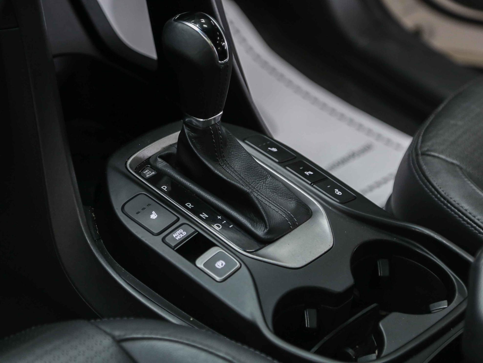 Hyundai Santa Fe 2013, белый, ДЦ Орехово