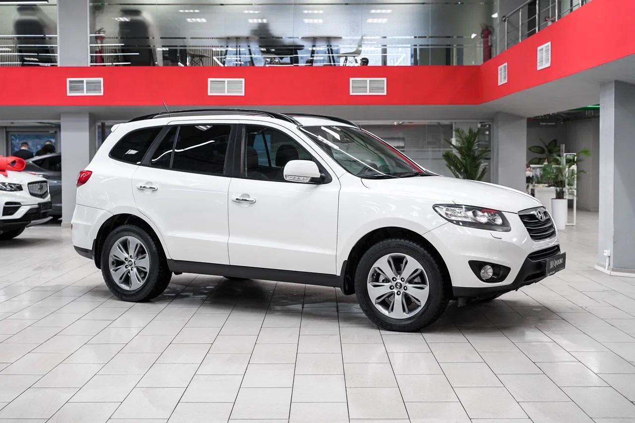 Hyundai Santa Fe 2011, белый, ДЦ Орехово