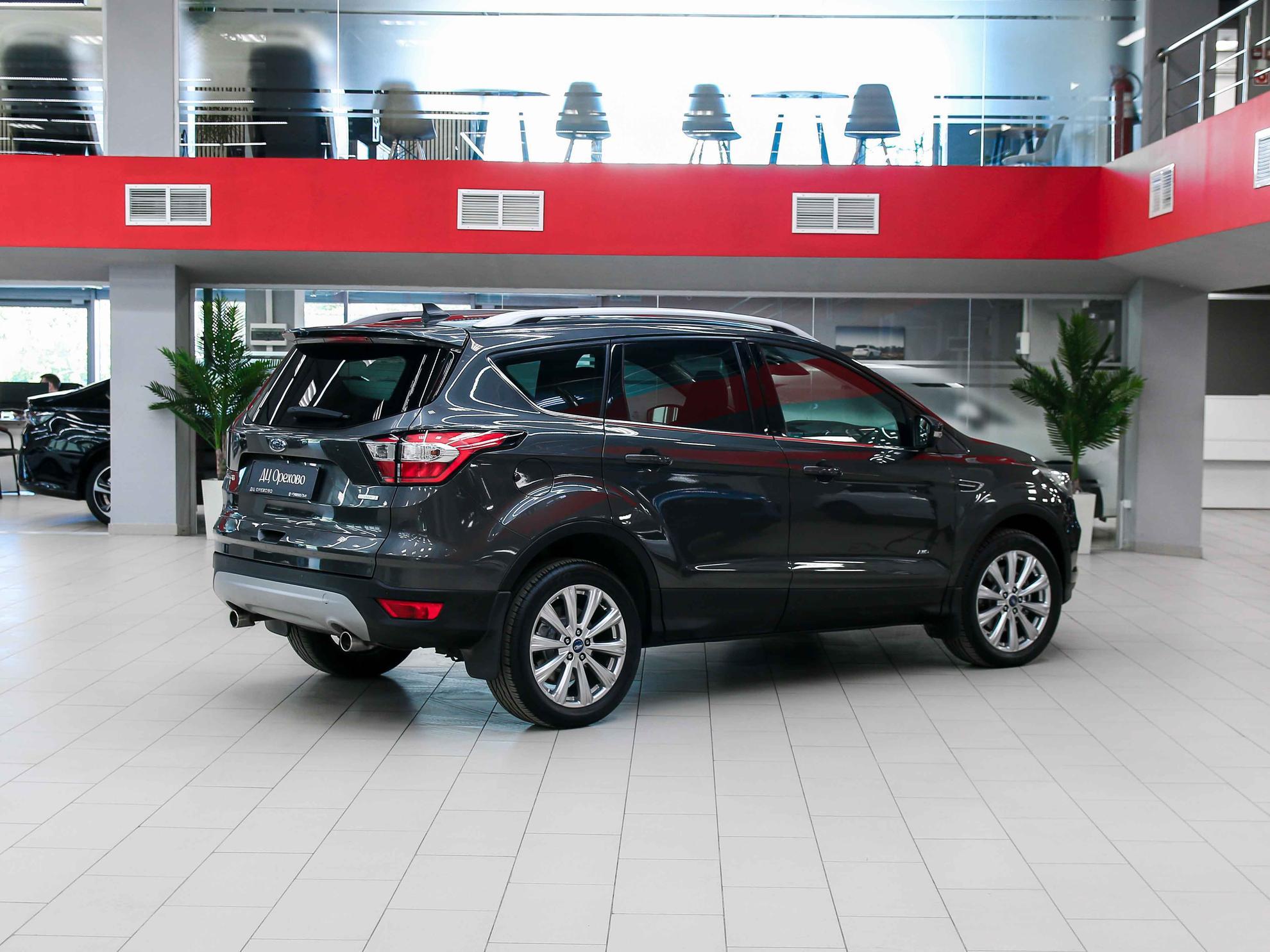 Ford Kuga 2017, серый, ДЦ Орехово