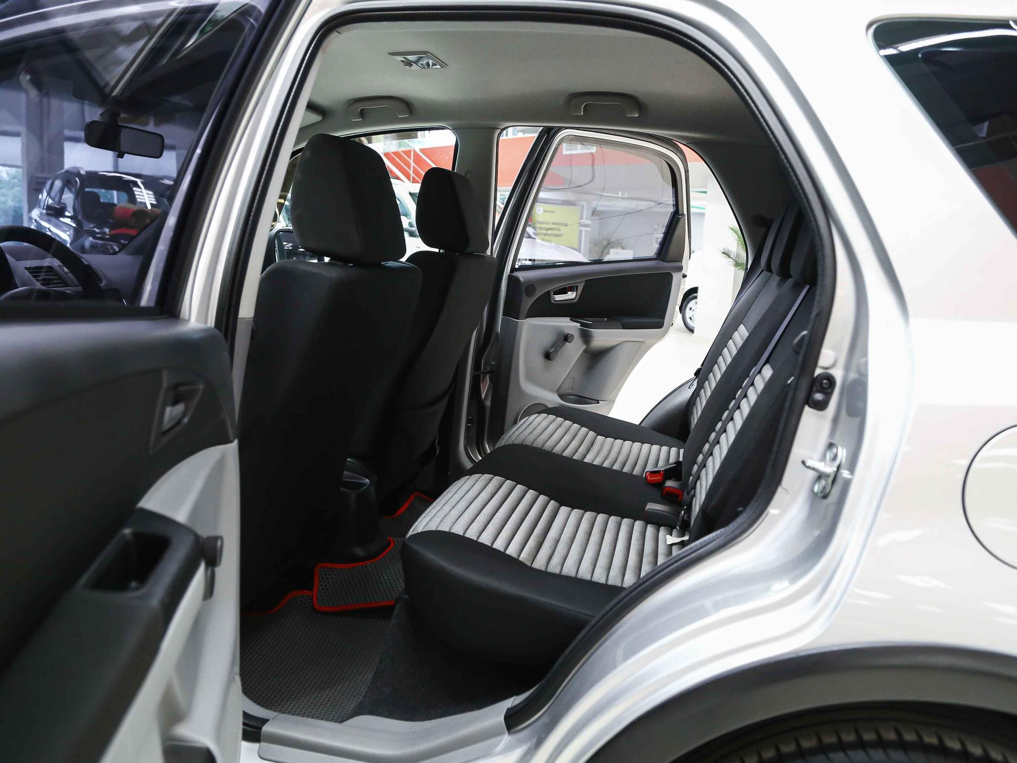 Suzuki SX4 2011, серебряный, ДЦ Орехово
