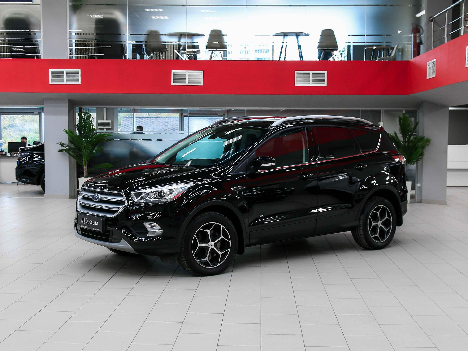 Ford Kuga 2017, черный, ДЦ Орехово