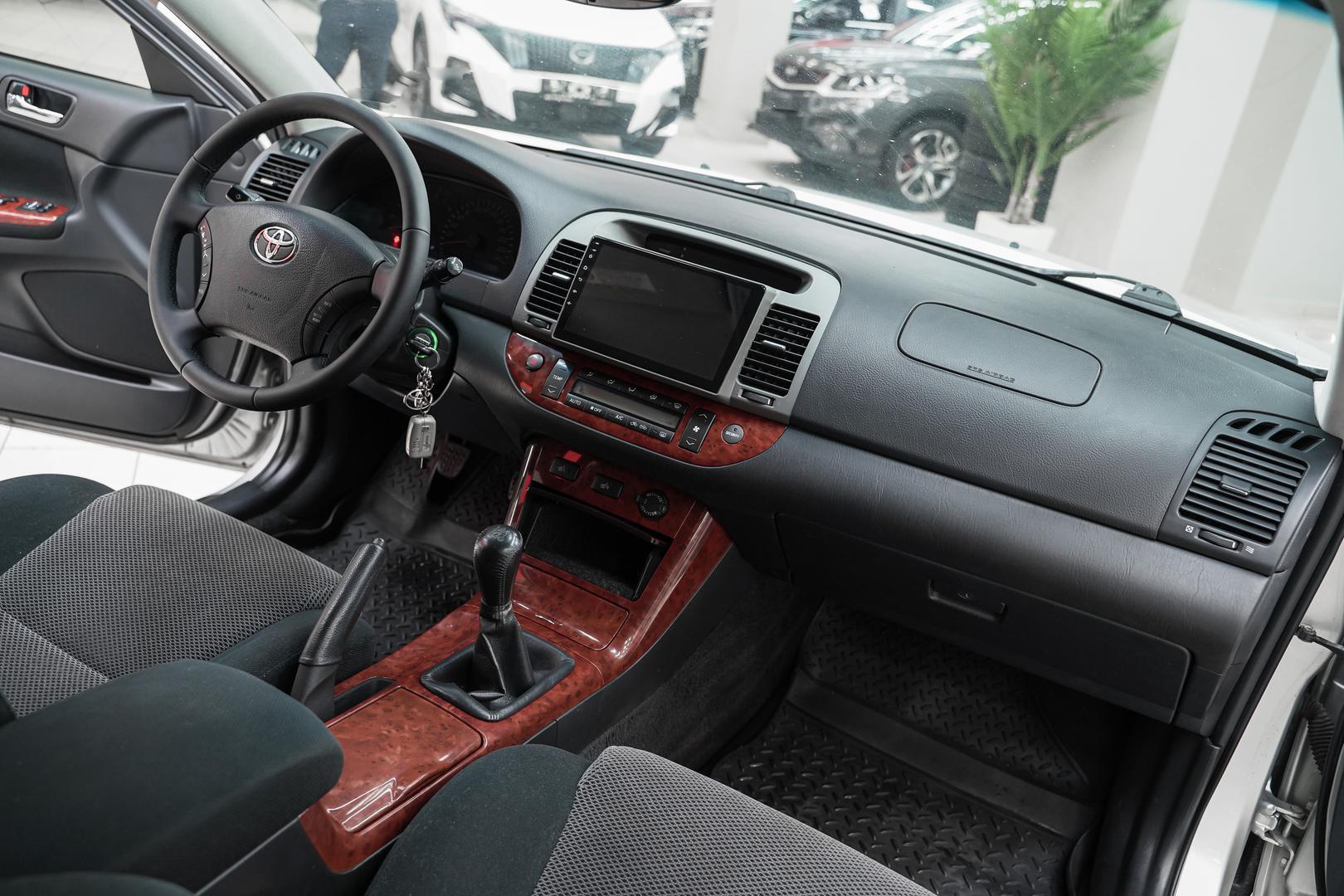 Toyota Camry 2004, серебряный, ДЦ Орехово