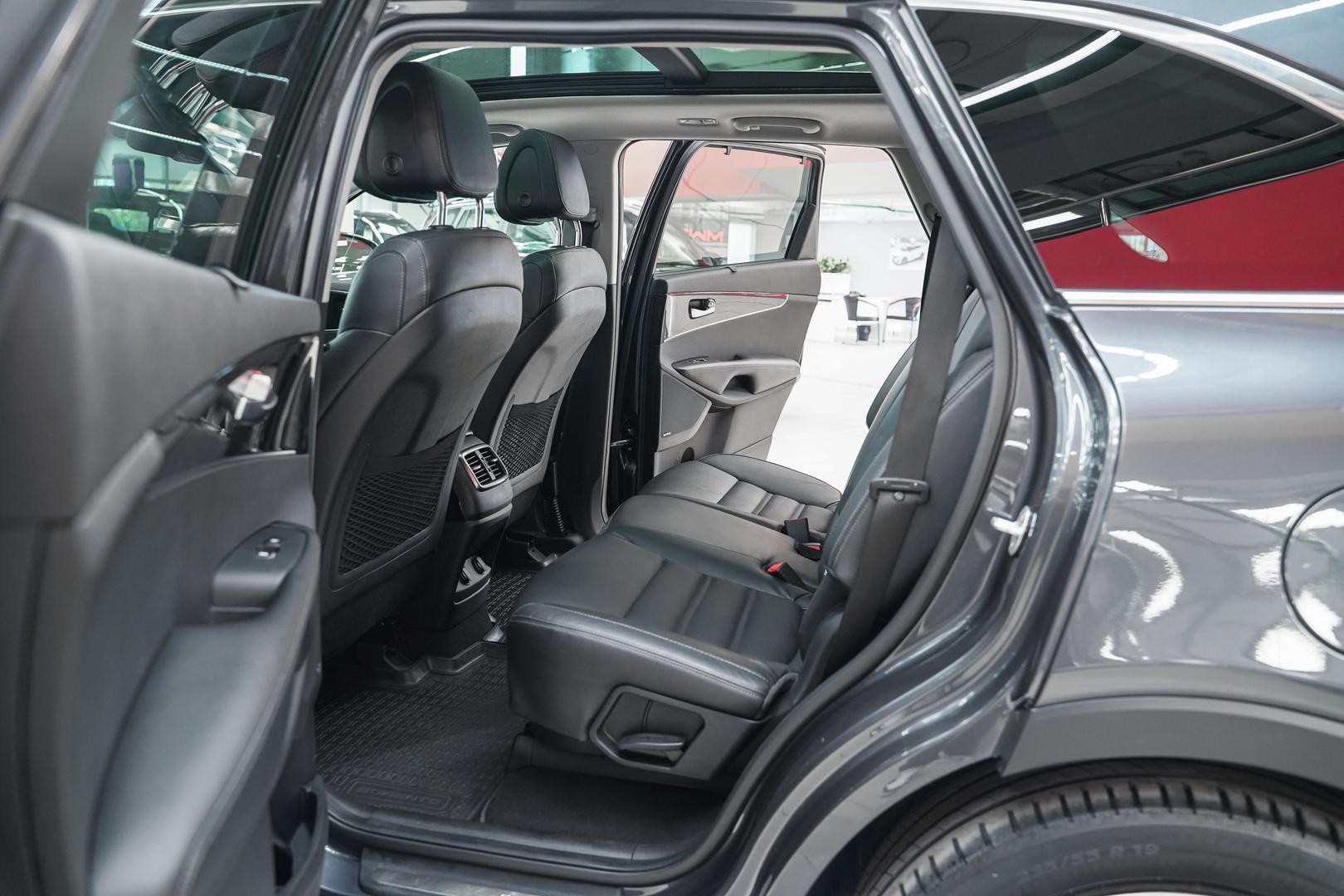 Kia Sorento 2016, серый, ДЦ Орехово
