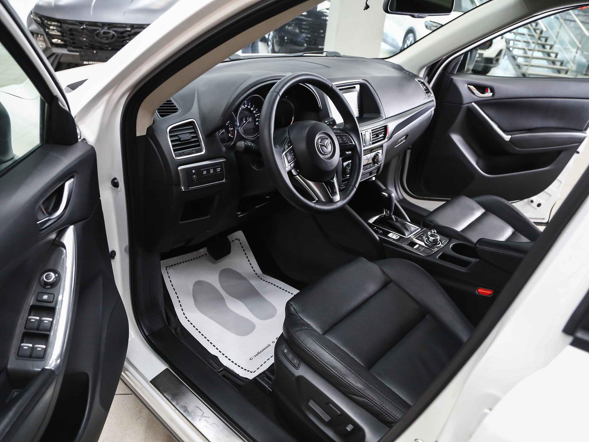 Mazda CX-5 2017, белый, ДЦ Орехово