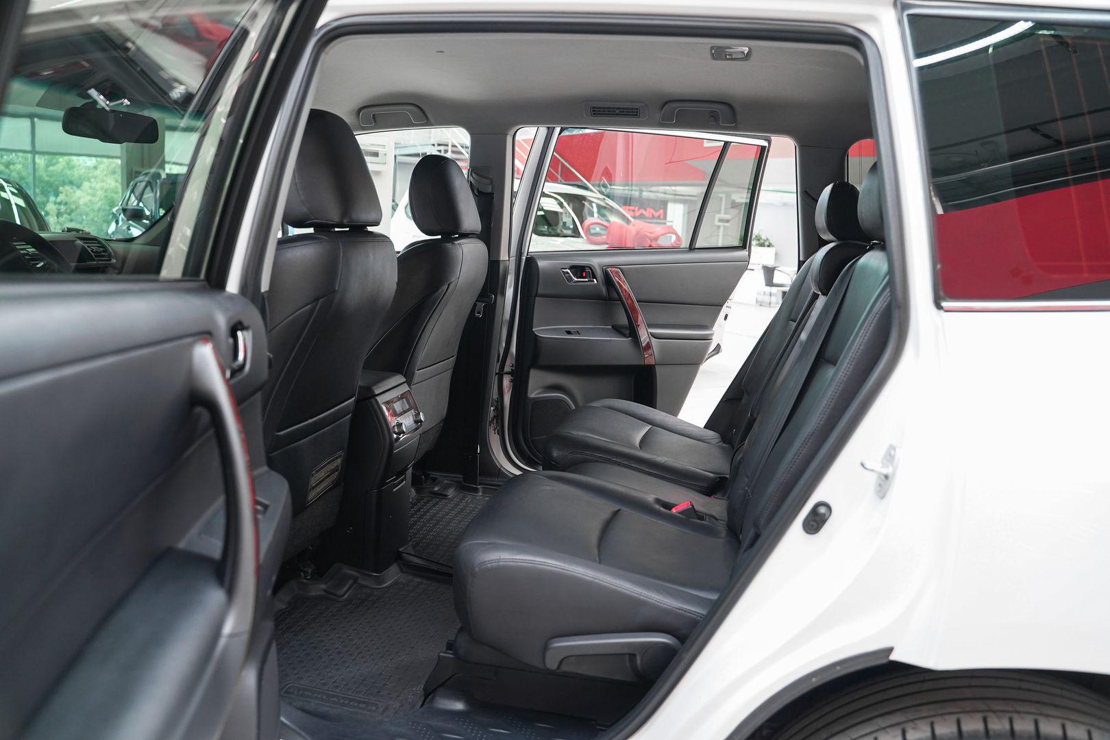 Toyota Highlander 2011, белый, ДЦ Орехово