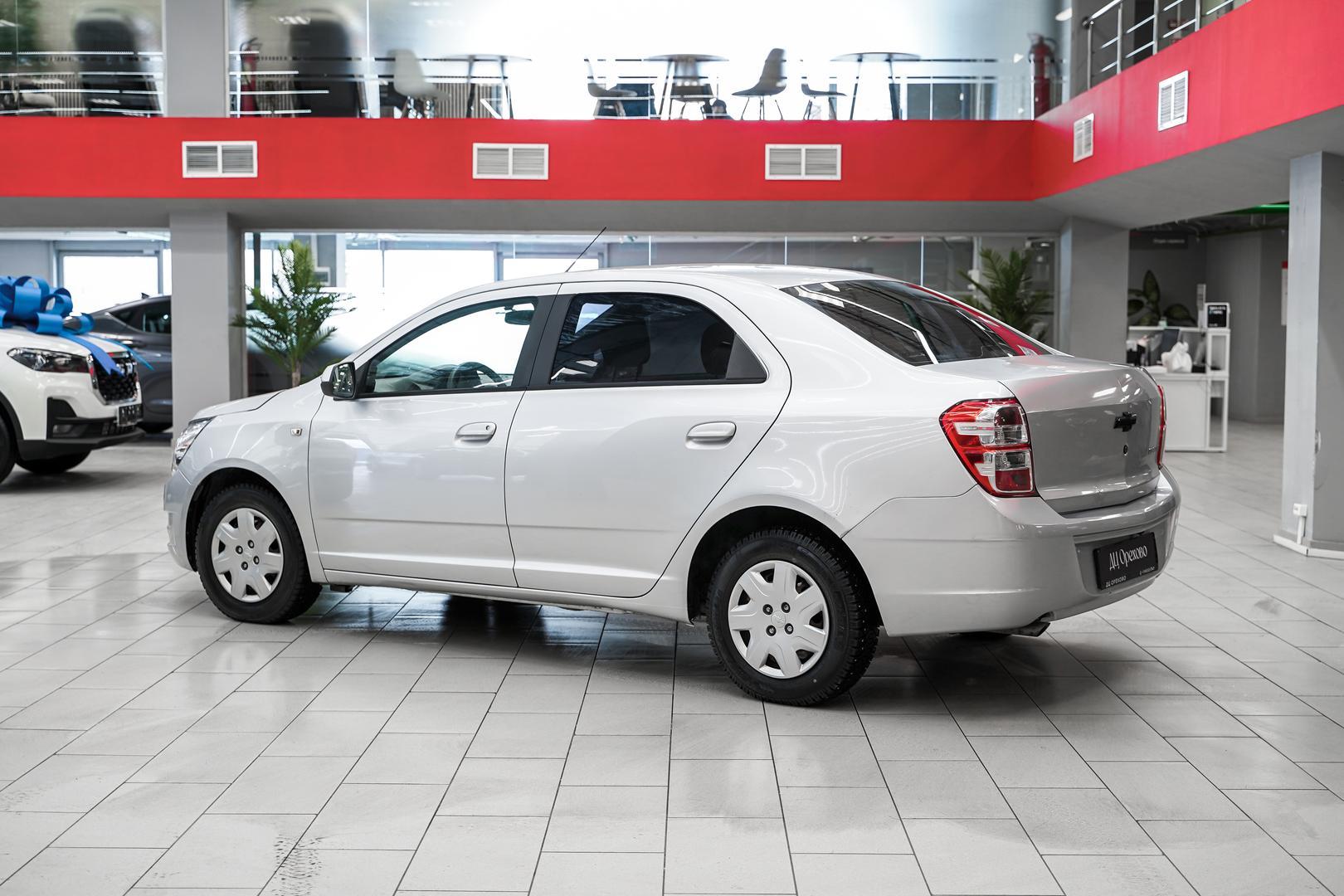 Chevrolet Cobalt 2013, серебряный, ДЦ Орехово