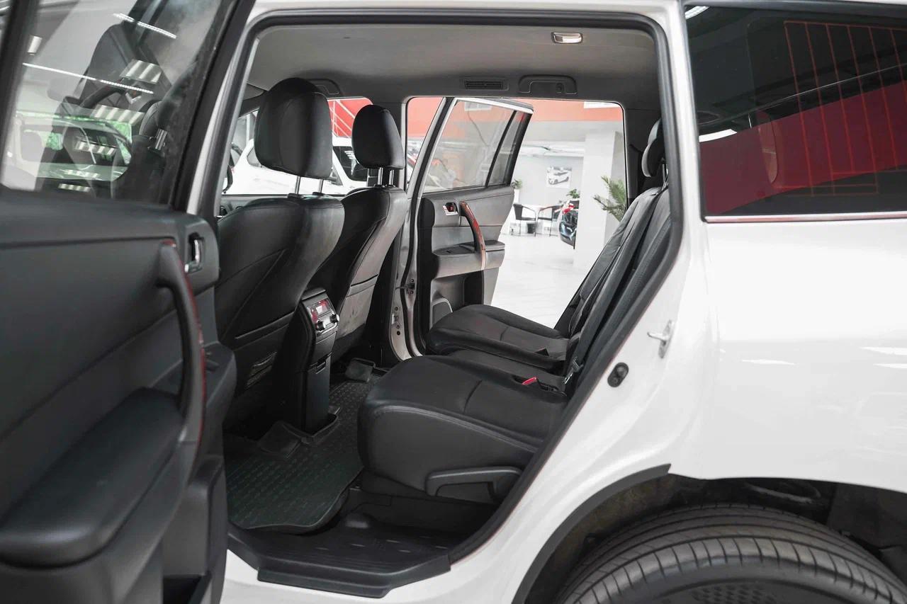Toyota Highlander 2011, белый, ДЦ Орехово
